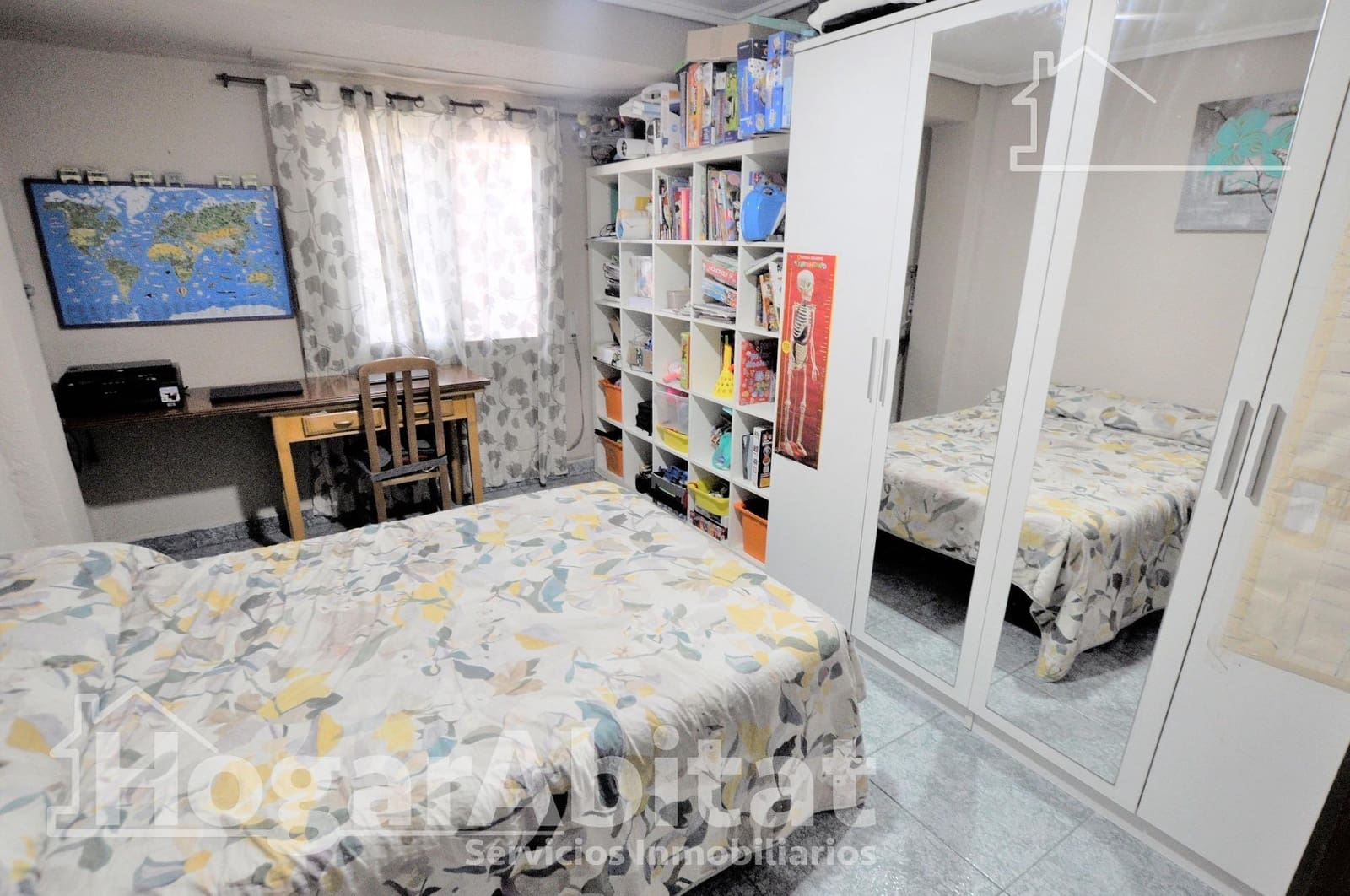 3 bedroom Flat for sale in Alaquas - € 180,000 (Ref: 9861918)