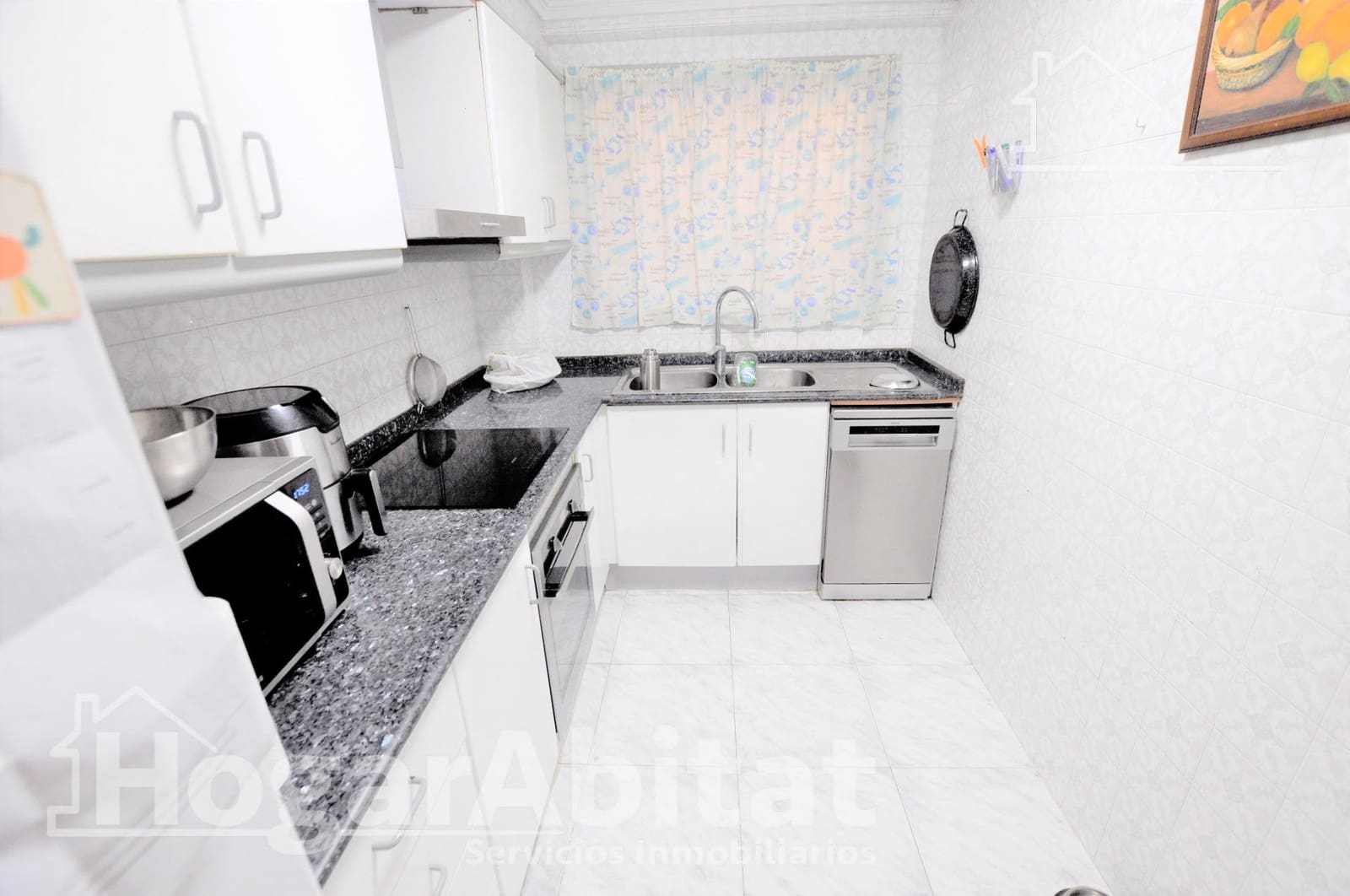 3 bedroom Flat for sale in Alaquas - € 180,000 (Ref: 9861918)
