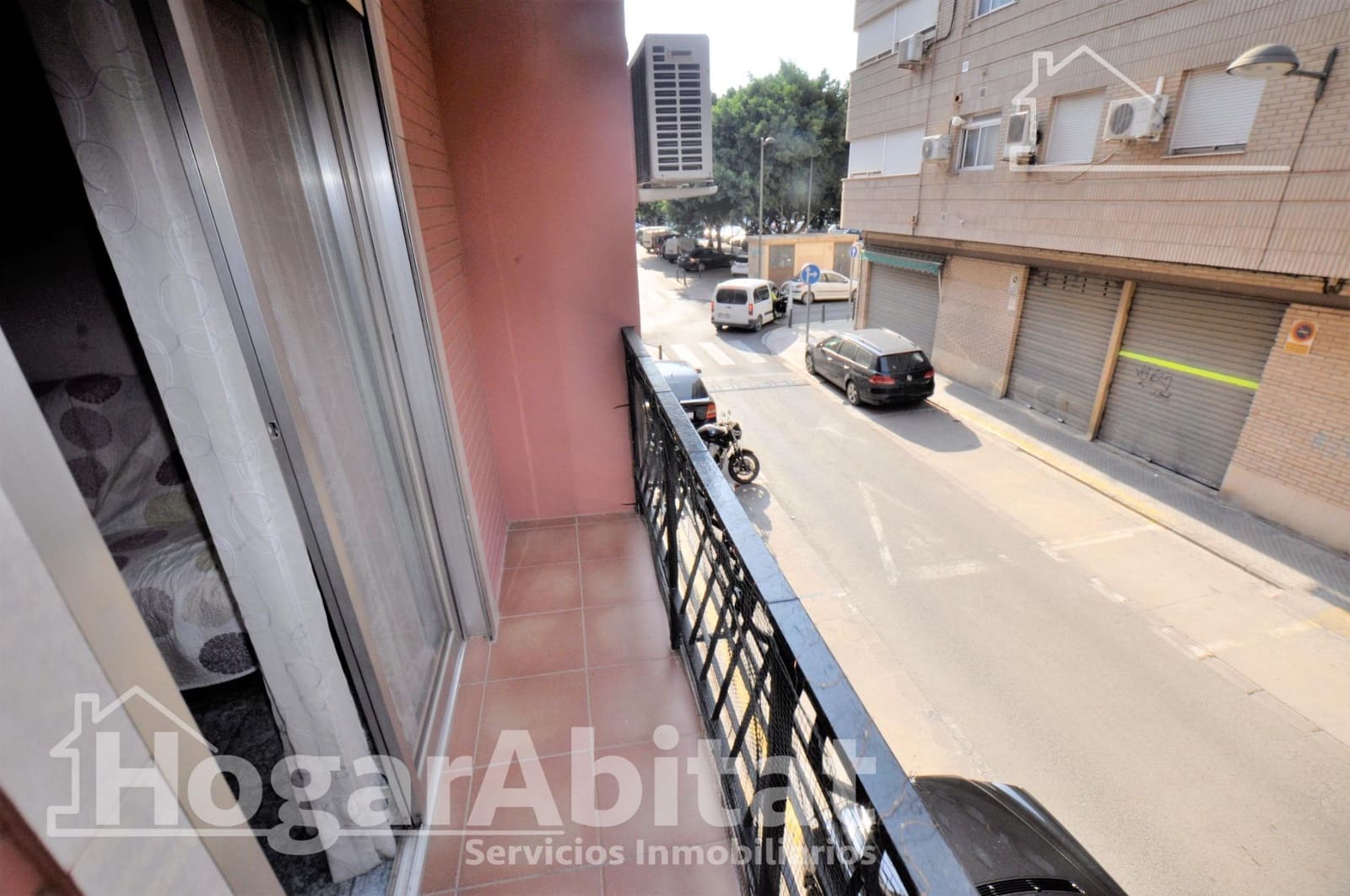 3 bedroom Flat for sale in Alaquas - € 180,000 (Ref: 9861918)
