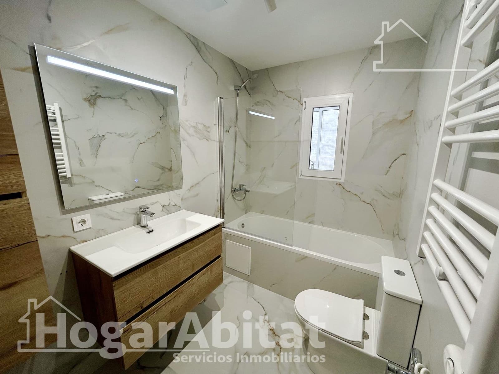 Piso de 3 habitaciones en San Juan de Alicante / Sant Joan d'Alacant en venta - 220.000 € (Ref: 9865230)
