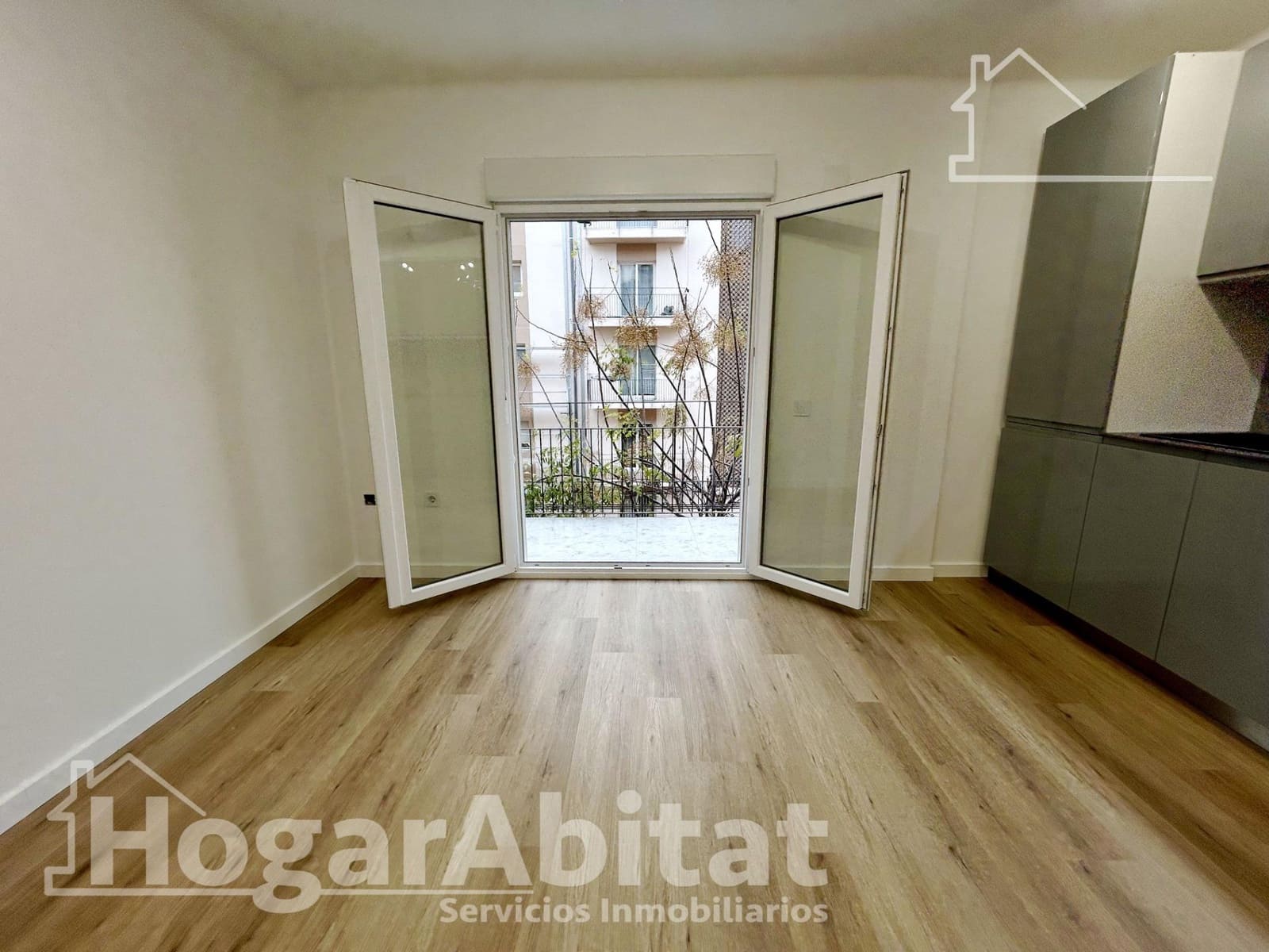 Piso de 3 habitaciones en San Juan de Alicante / Sant Joan d'Alacant en venta - 220.000 € (Ref: 9865230)