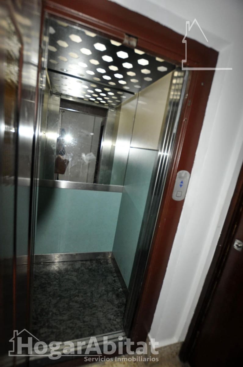 2 slaapkamer Flat te koop in Valencia stad - € 289.000 (Ref: 9865238)