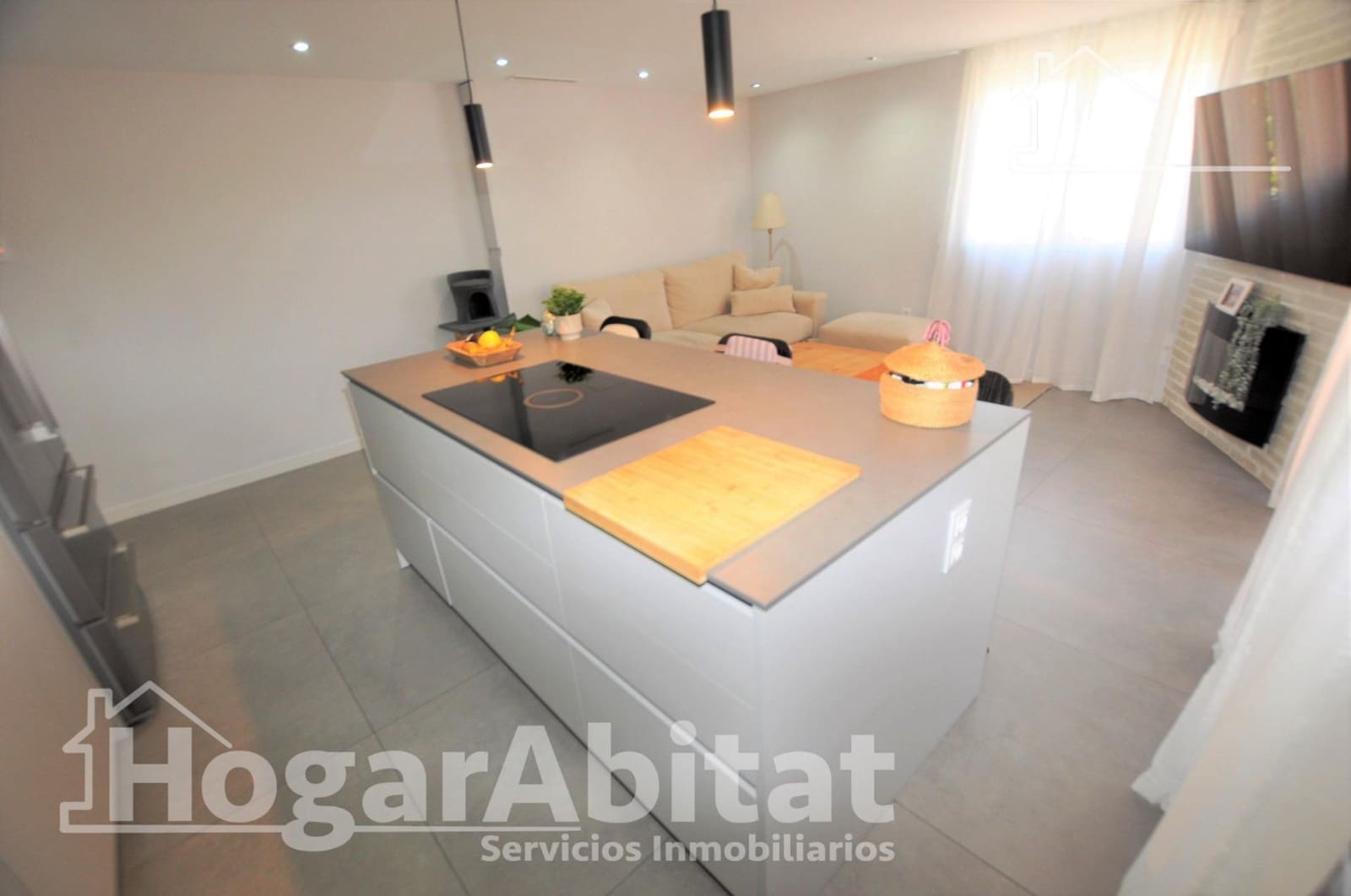 3 bedroom Flat for sale in Valencia city with garage - € 340,000 (Ref: 9865240)