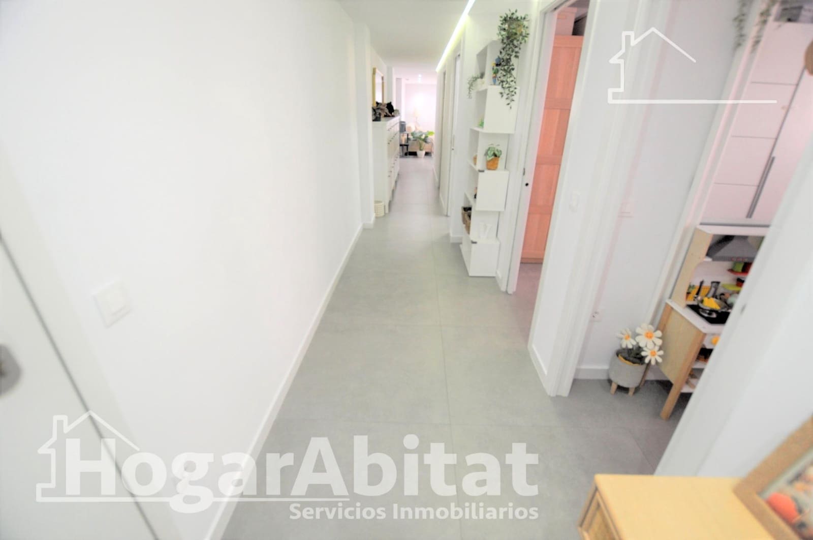 3 bedroom Flat for sale in Valencia city with garage - € 340,000 (Ref: 9865240)