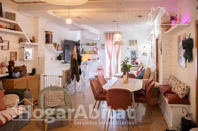 Casa de 3 habitaciones en Manises en venta - 220.000 € (Ref: 9865250)
