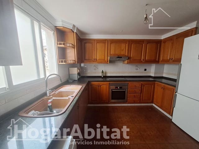 3 sovrum Hus till salu i Castelló de la Plana med garage - 270 000 € (Ref: 9865252)