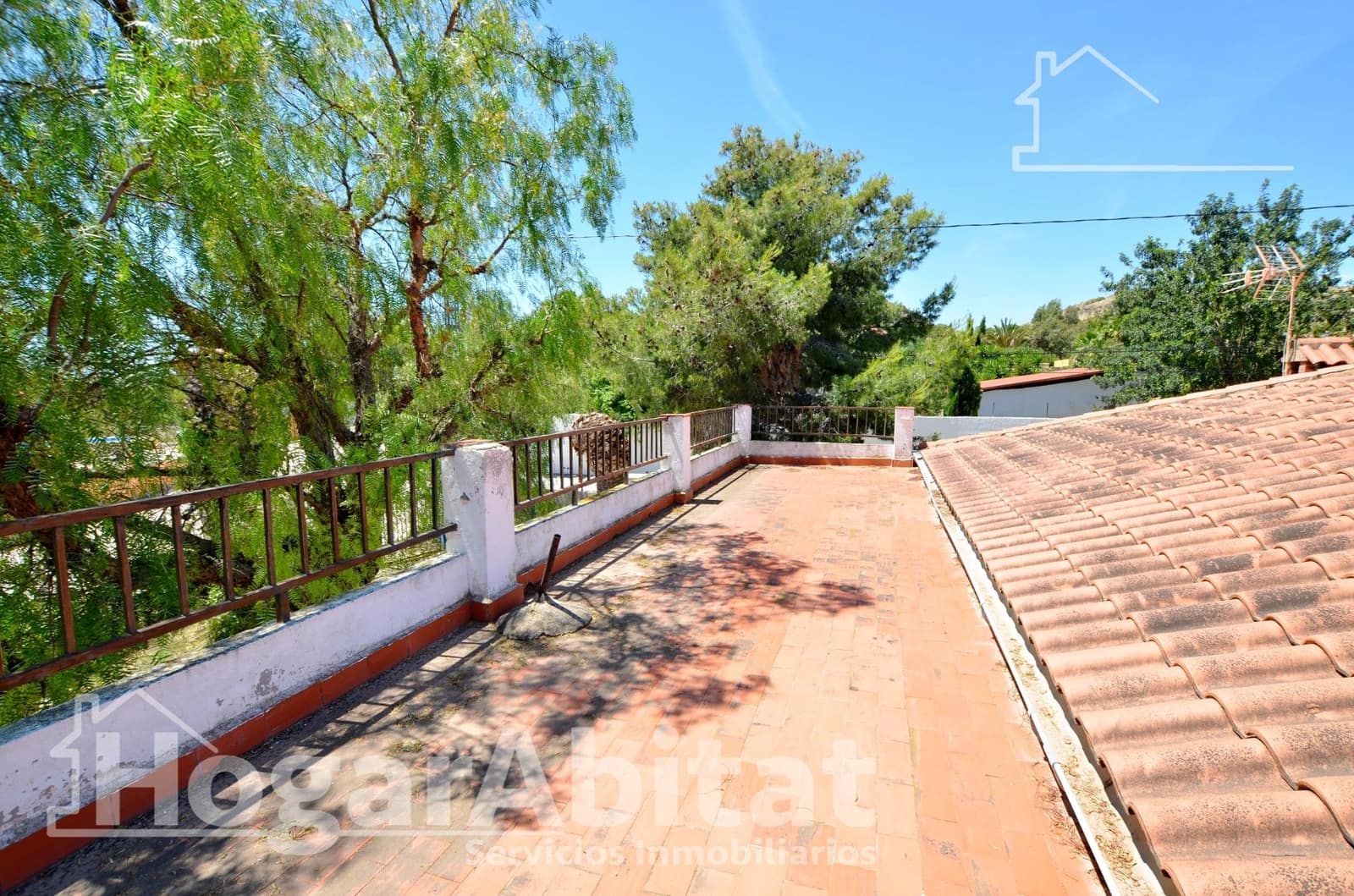 3 soveværelse Villa til salg i Moralet med swimmingpool garage - € 230.000 (Ref: 9867055)