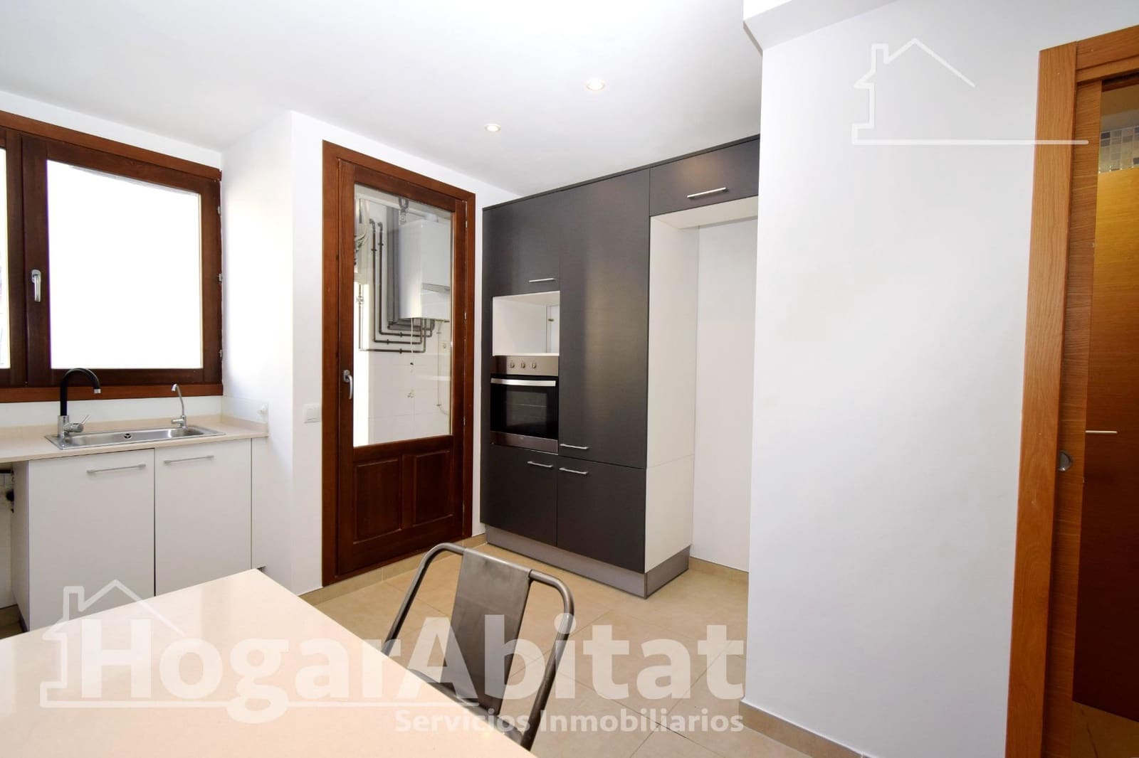 3 makuuhuone Asunto myytävänä paikassa Valencia kaupunki - 495 000 € (Ref: 9867058)