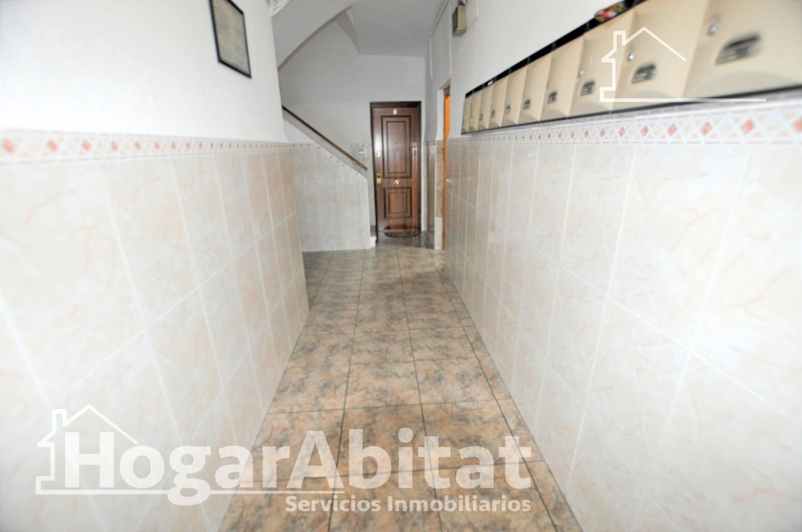 2 bedroom Apartment for sale in Manises - € 140,000 (Ref: 9867060)