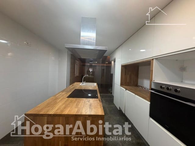 3 quarto Apartamento para venda em Llíria - 185 000 € (Ref: 9867065)