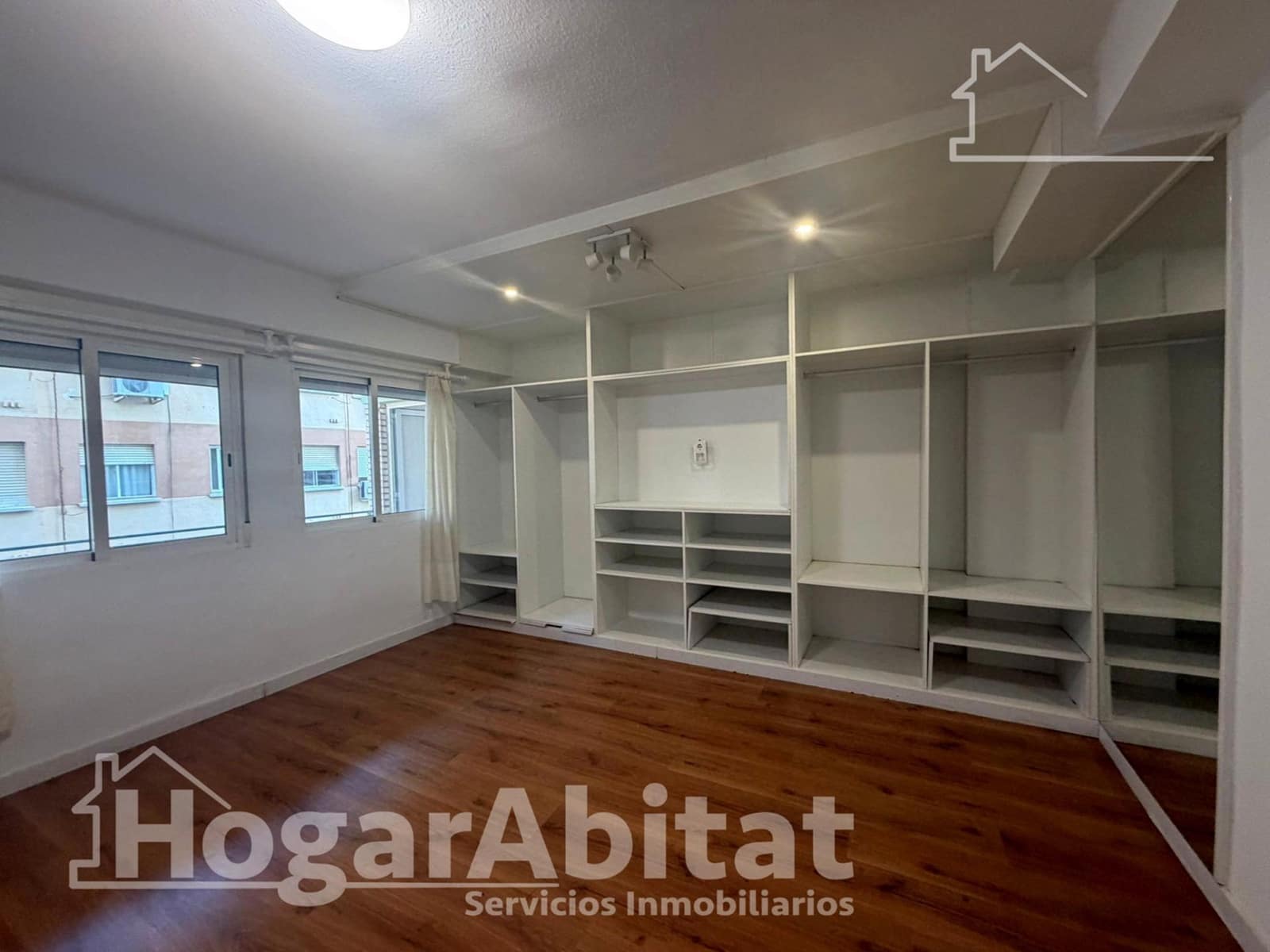 3 quarto Apartamento para venda em Lliria - 185 000 € (Ref: 9867065)