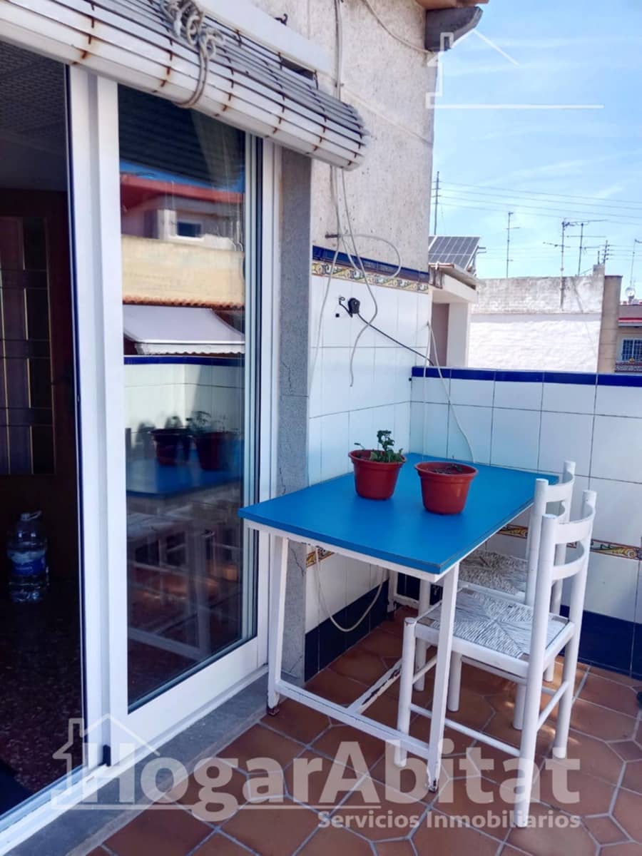 4 bedroom Penthouse for sale in Algemesi with garage - € 95,000 (Ref: 9867072)