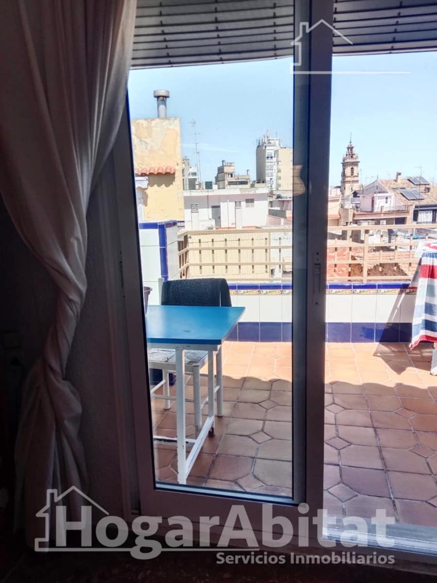 4 bedroom Penthouse for sale in Algemesi with garage - € 95,000 (Ref: 9867072)
