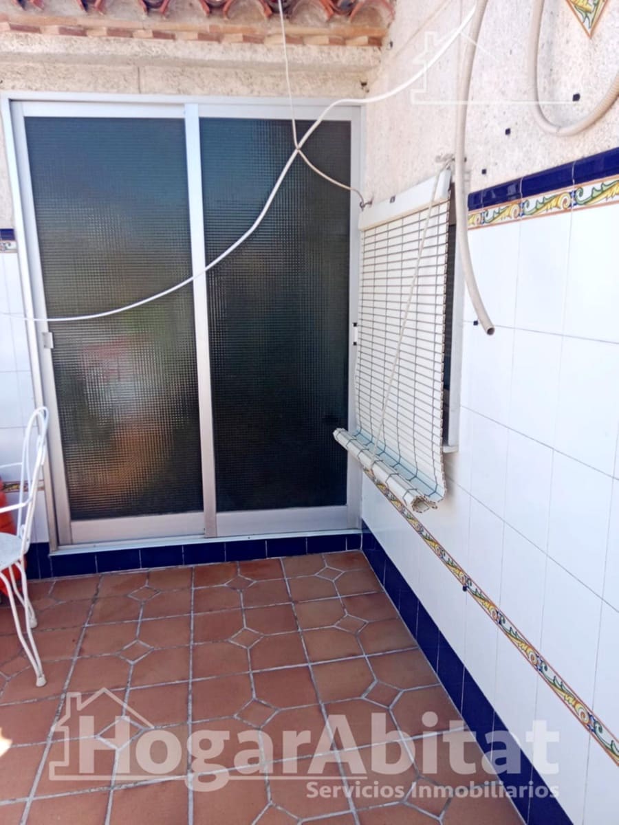 4 bedroom Penthouse for sale in Algemesi with garage - € 95,000 (Ref: 9867072)
