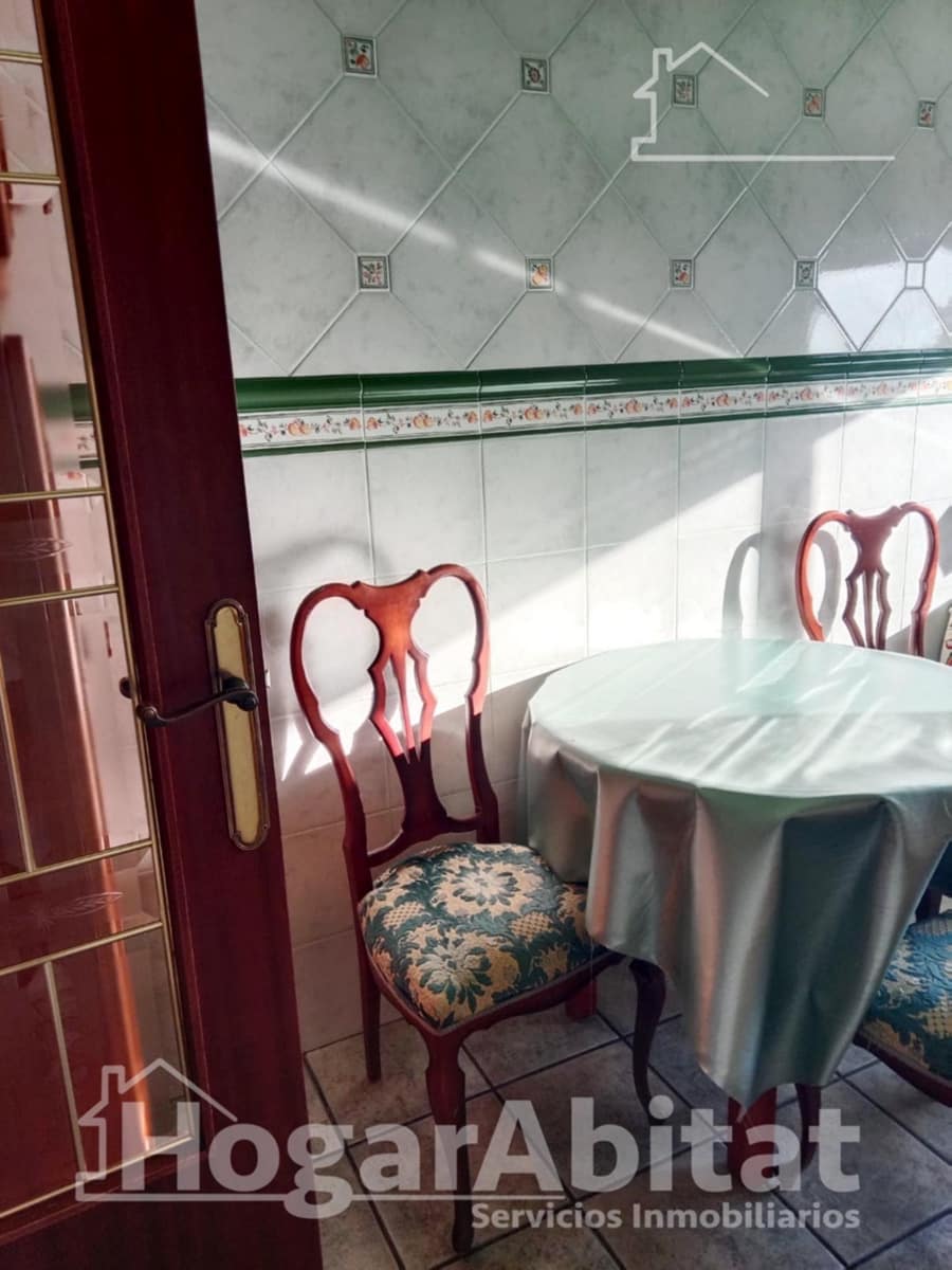 4 bedroom Penthouse for sale in Algemesi with garage - € 95,000 (Ref: 9867072)