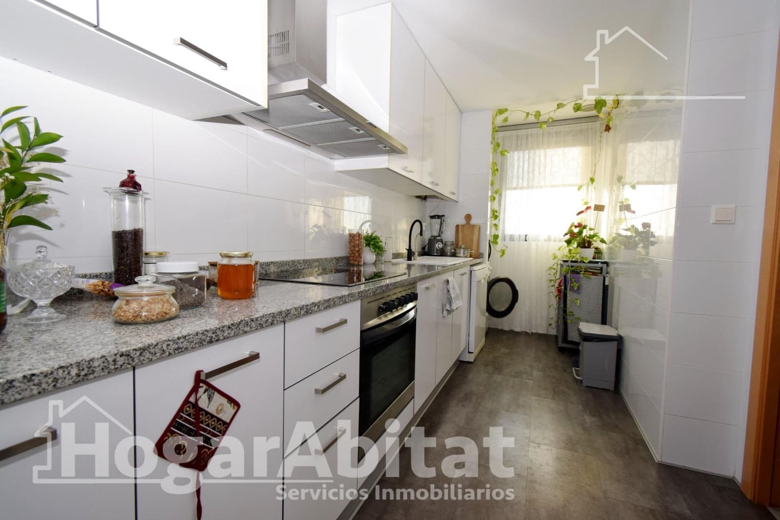 2 slaapkamer Flat te koop in Alfafar met garage - € 259.900 (Ref: 9868636)