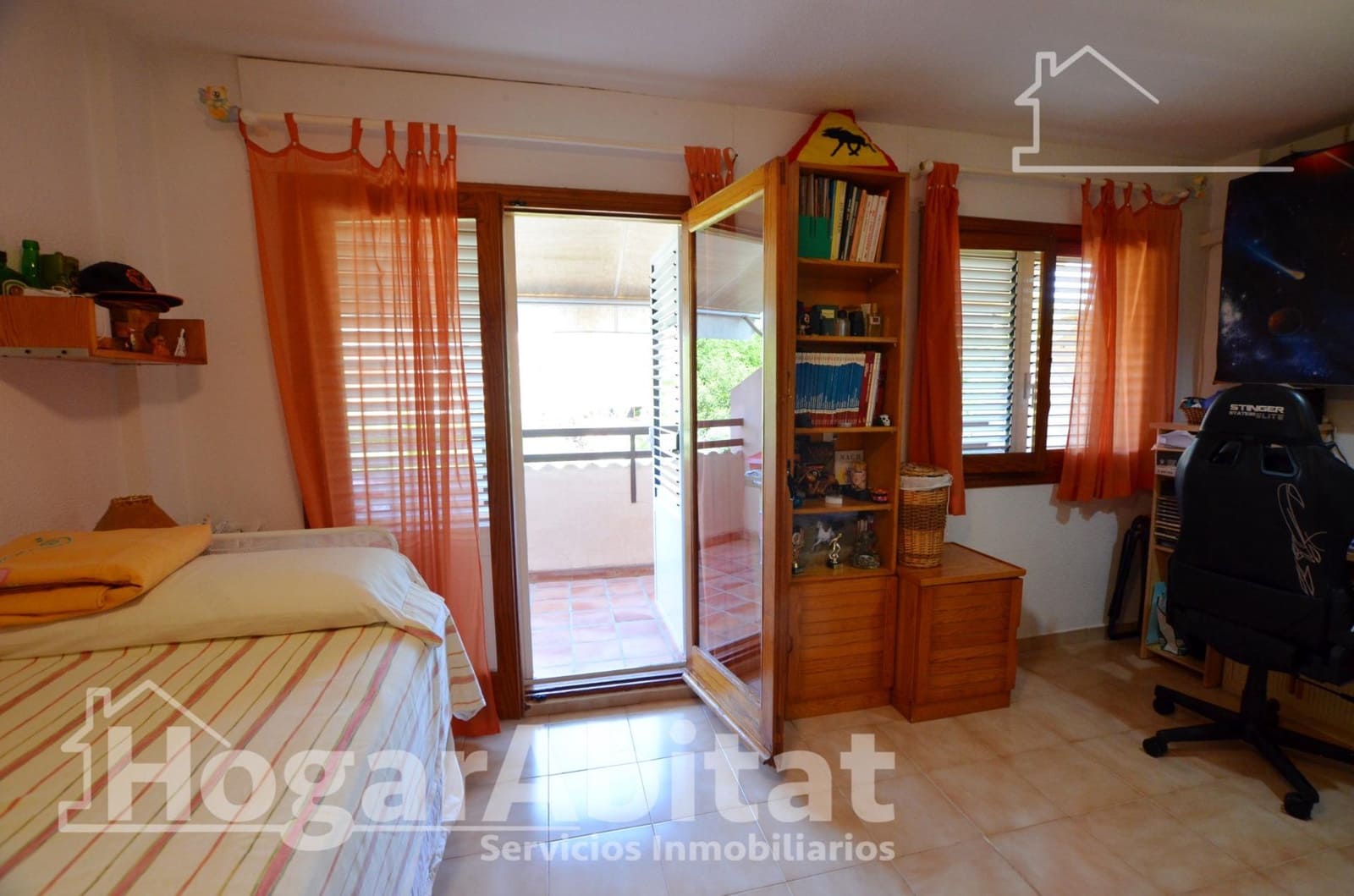 4 makuuhuone Rivitalo myytävänä paikassa San Juan de Alicante / Sant Joan d'Alacant mukana uima-altaan 
autotalli - 465 000 € (Ref: 9868647)