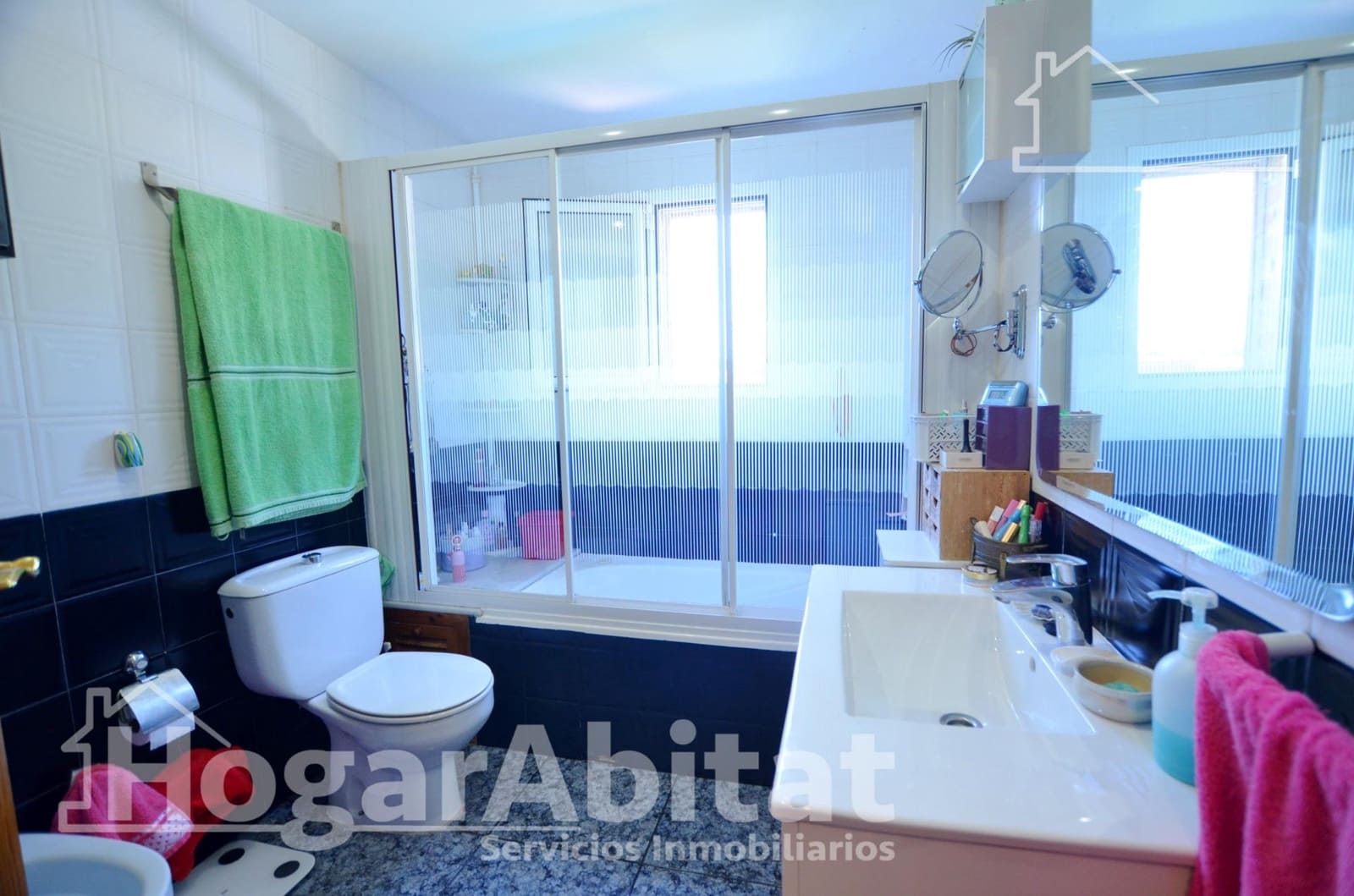 4 makuuhuone Rivitalo myytävänä paikassa San Juan de Alicante / Sant Joan d'Alacant mukana uima-altaan 
autotalli - 465 000 € (Ref: 9868647)
