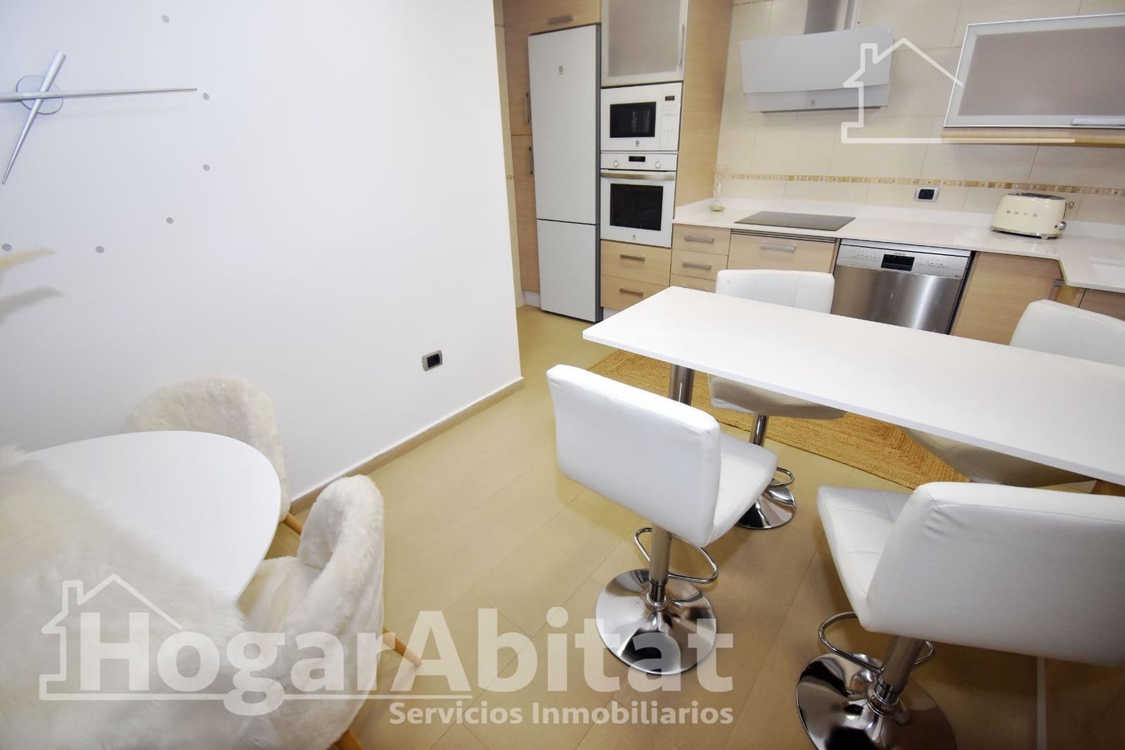 3 makuuhuone Asunto myytävänä paikassa Castello de la Plana mukana 
autotalli - 295 000 € (Ref: 9868649)