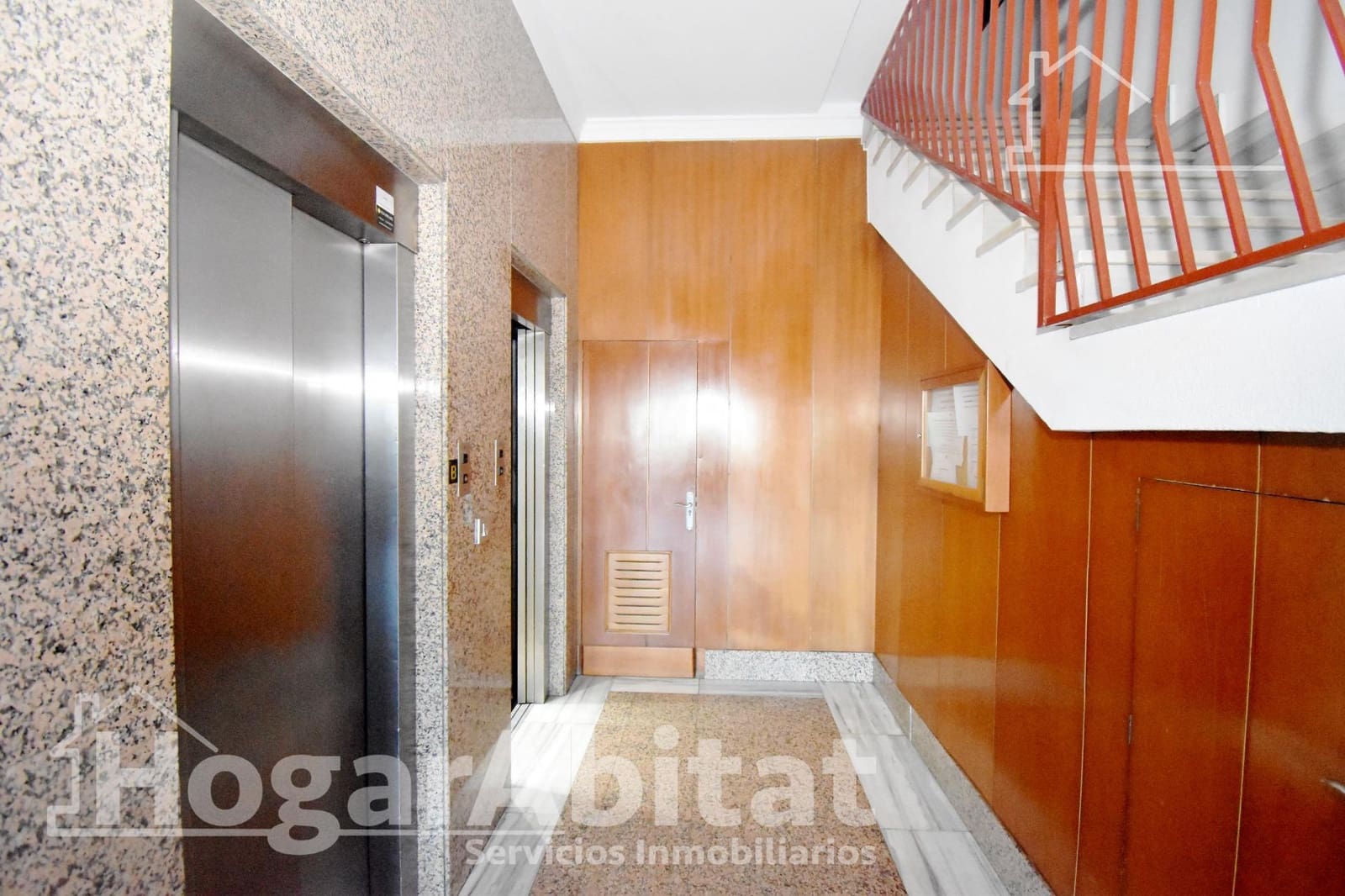 3 makuuhuone Asunto myytävänä paikassa Castello de la Plana mukana 
autotalli - 295 000 € (Ref: 9868649)
