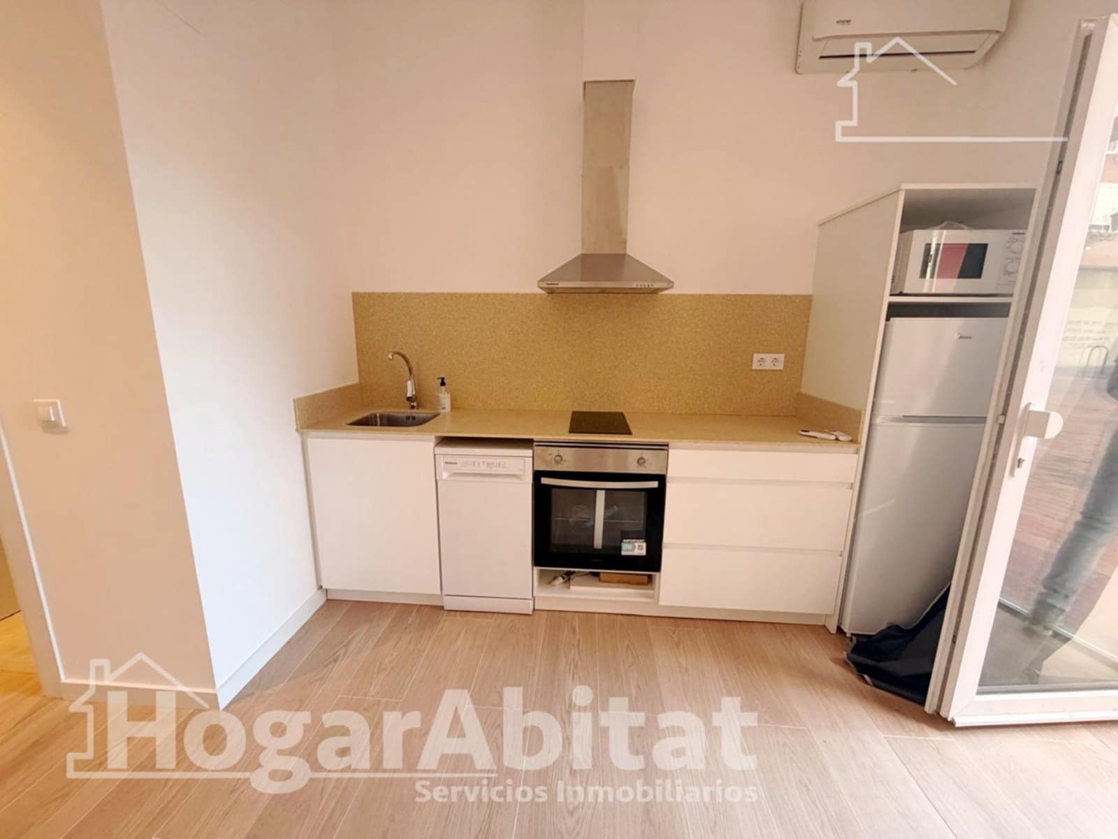 4 slaapkamer Flat te koop in Valencia stad - € 749.000 (Ref: 9873557)