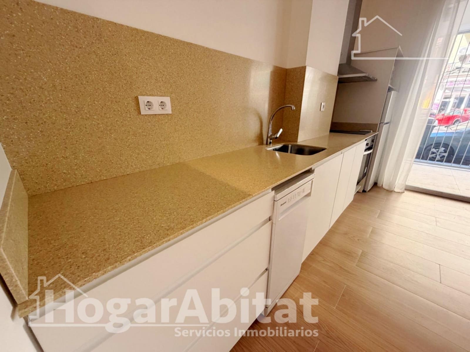 4 slaapkamer Flat te koop in Valencia stad - € 749.000 (Ref: 9873557)