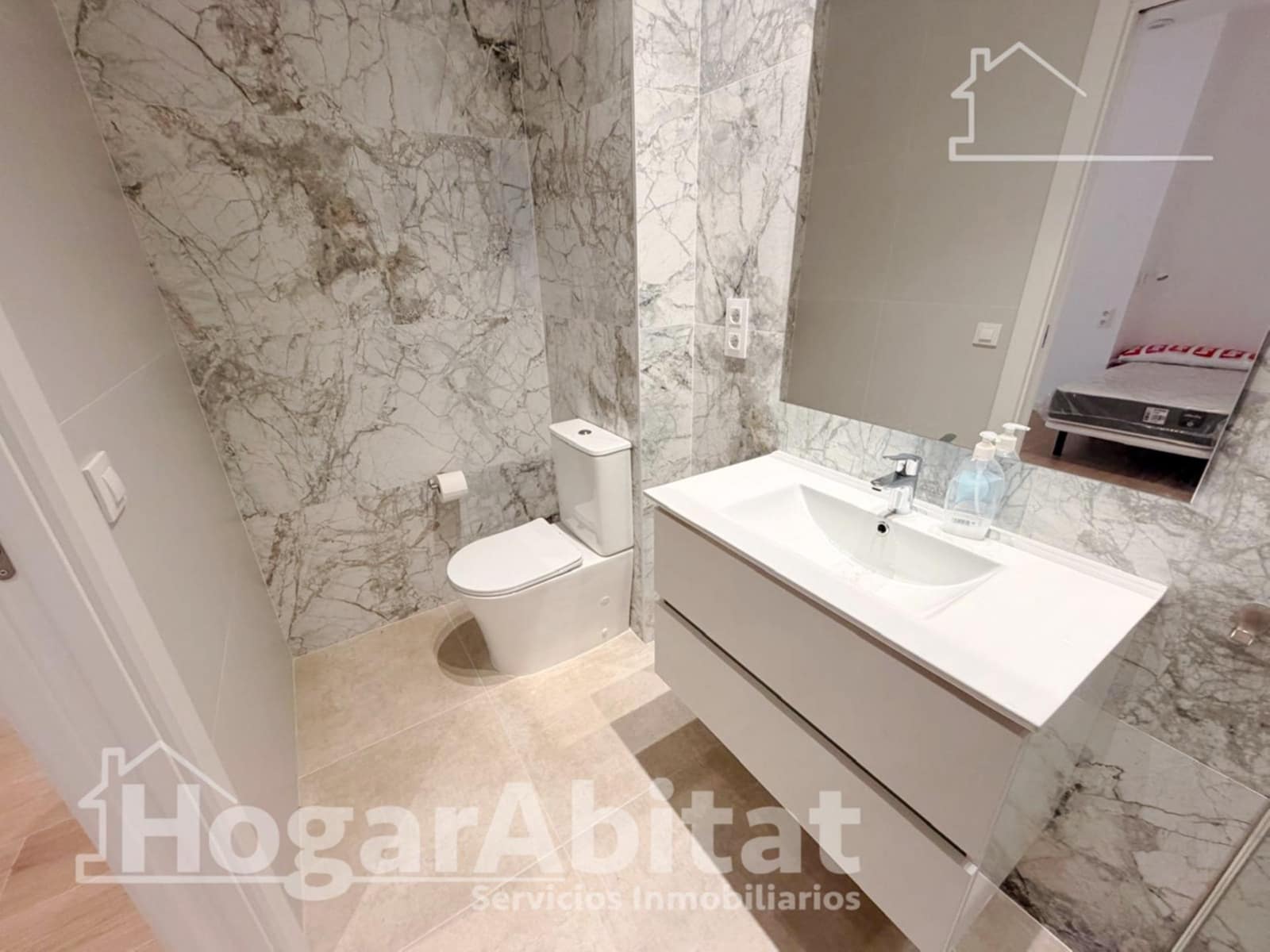 4 slaapkamer Flat te koop in Valencia stad - € 749.000 (Ref: 9873557)