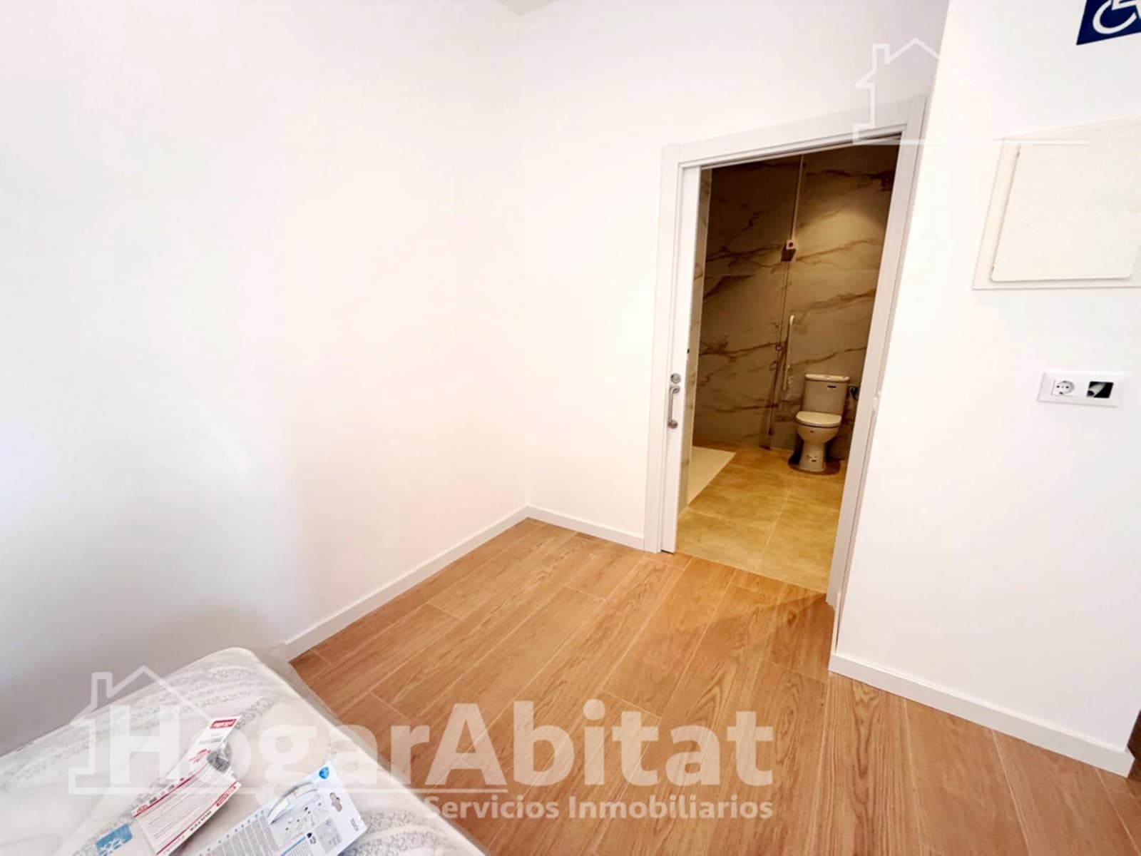 4 slaapkamer Flat te koop in Valencia stad - € 749.000 (Ref: 9873557)