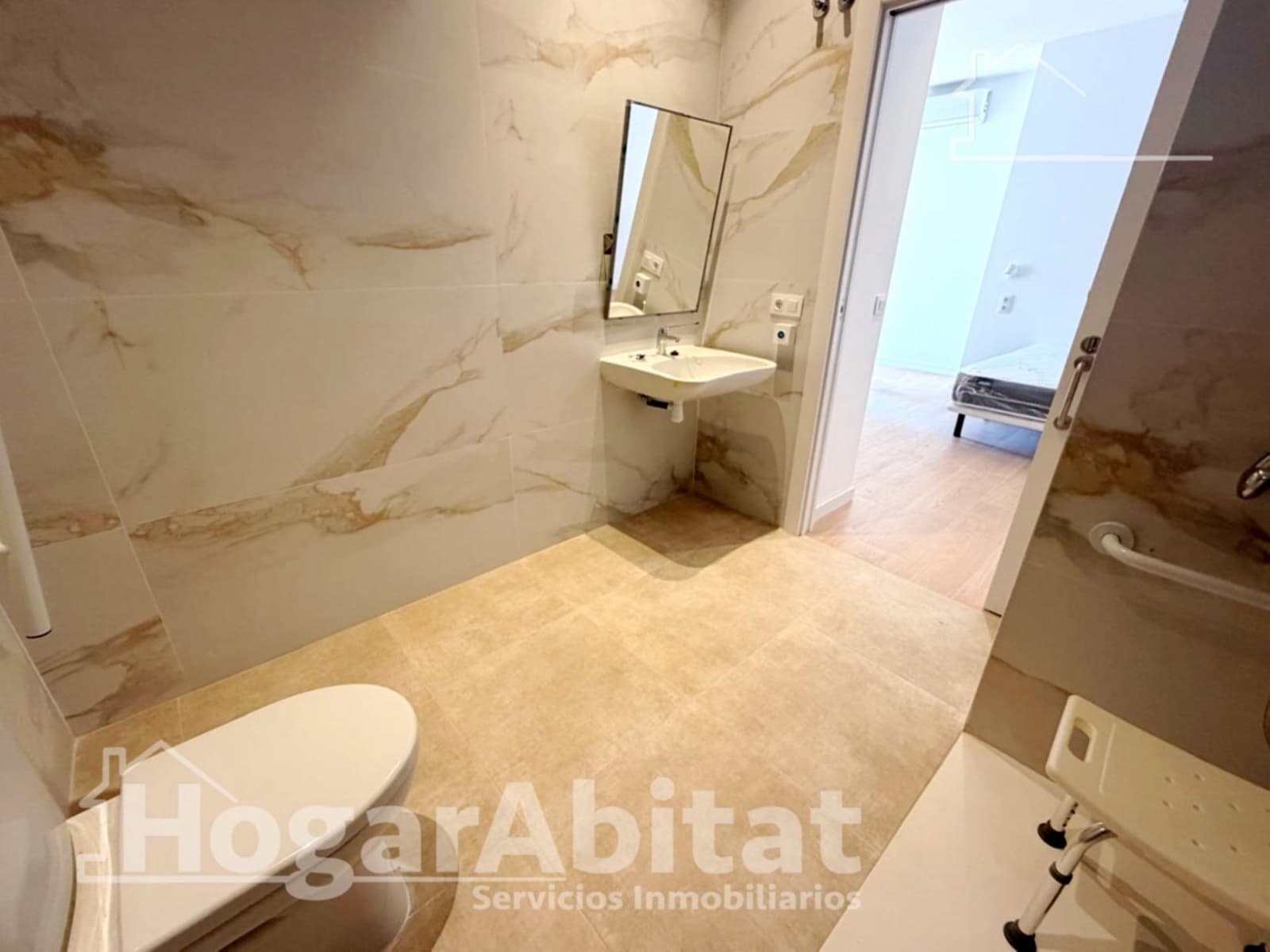4 slaapkamer Flat te koop in Valencia stad - € 749.000 (Ref: 9873557)