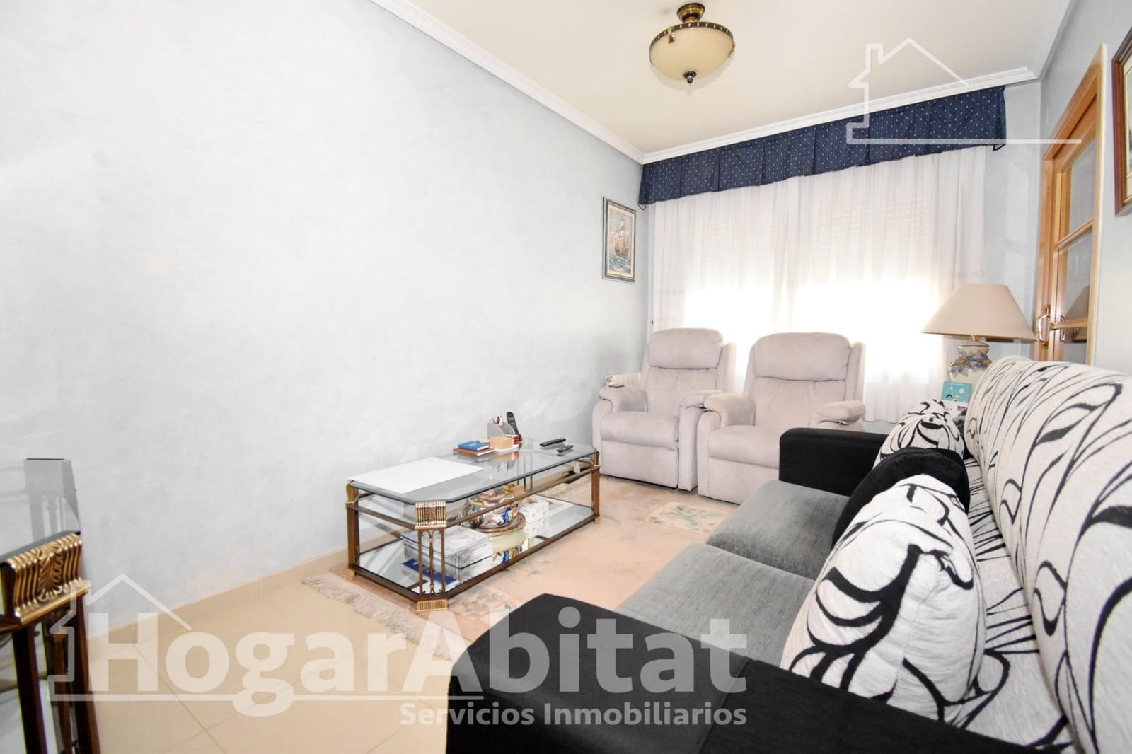 6 bedroom Flat for sale in Castello de la Plana with garage - € 405,000 (Ref: 9873566)