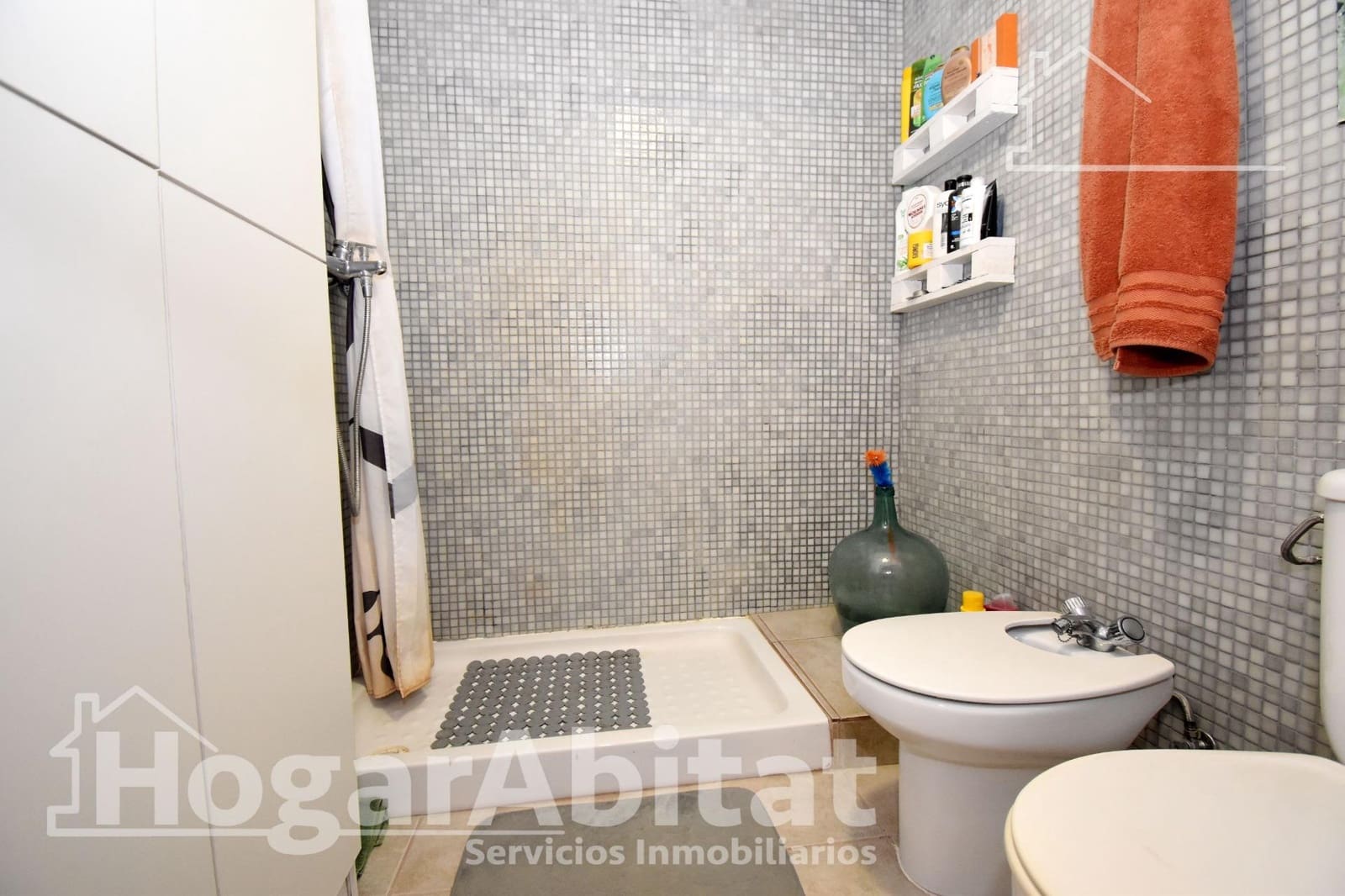 3 bedroom Flat for sale in Castello de la Plana with garage - € 200,000 (Ref: 9873567)
