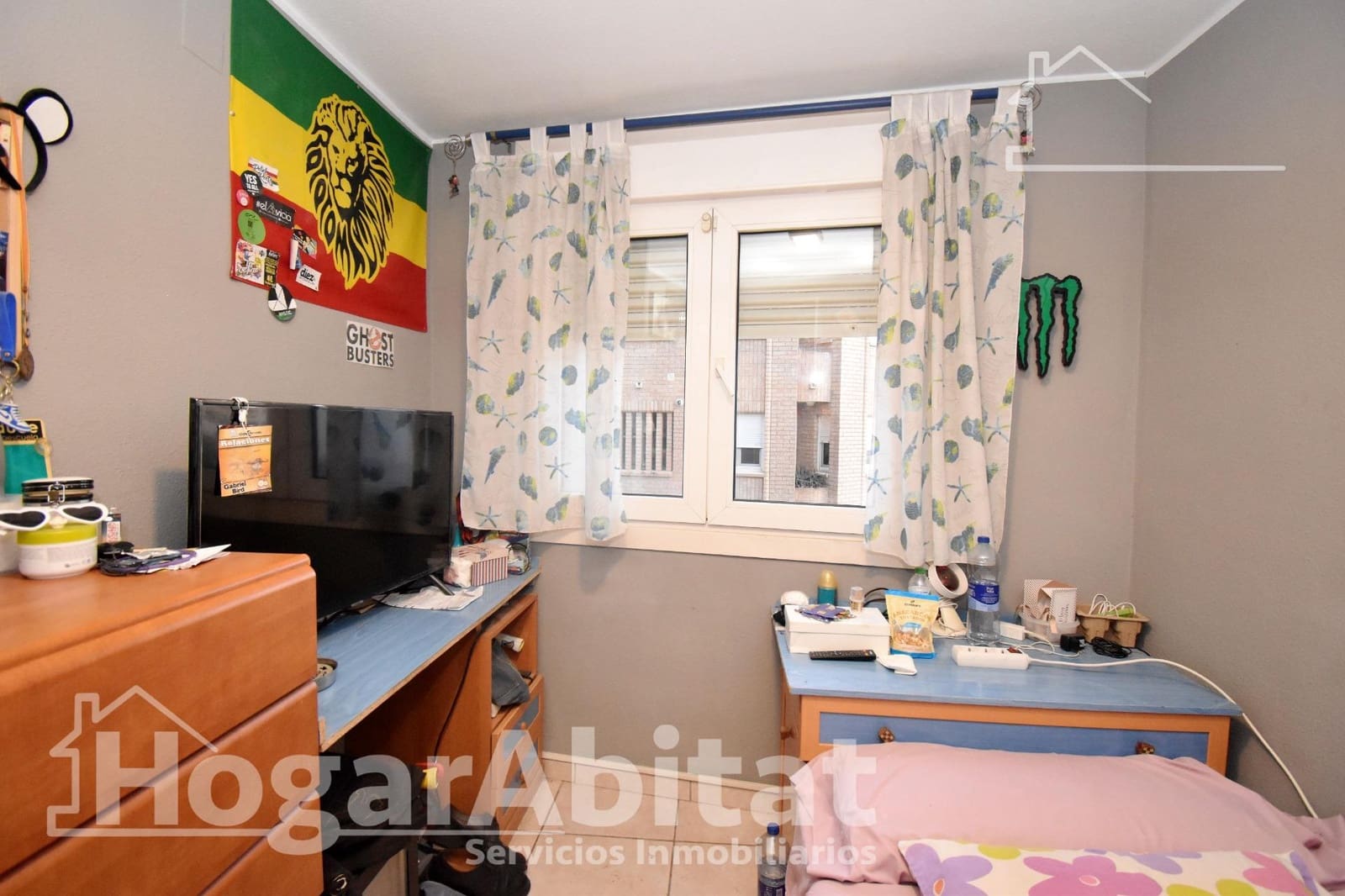 3 bedroom Flat for sale in Castello de la Plana with garage - € 200,000 (Ref: 9873567)