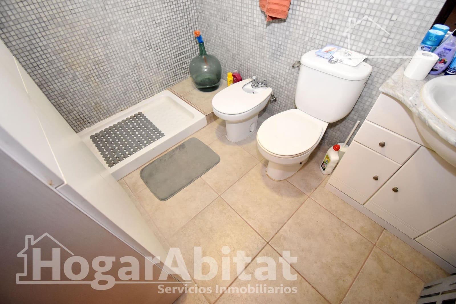 3 bedroom Flat for sale in Castello de la Plana with garage - € 200,000 (Ref: 9873567)