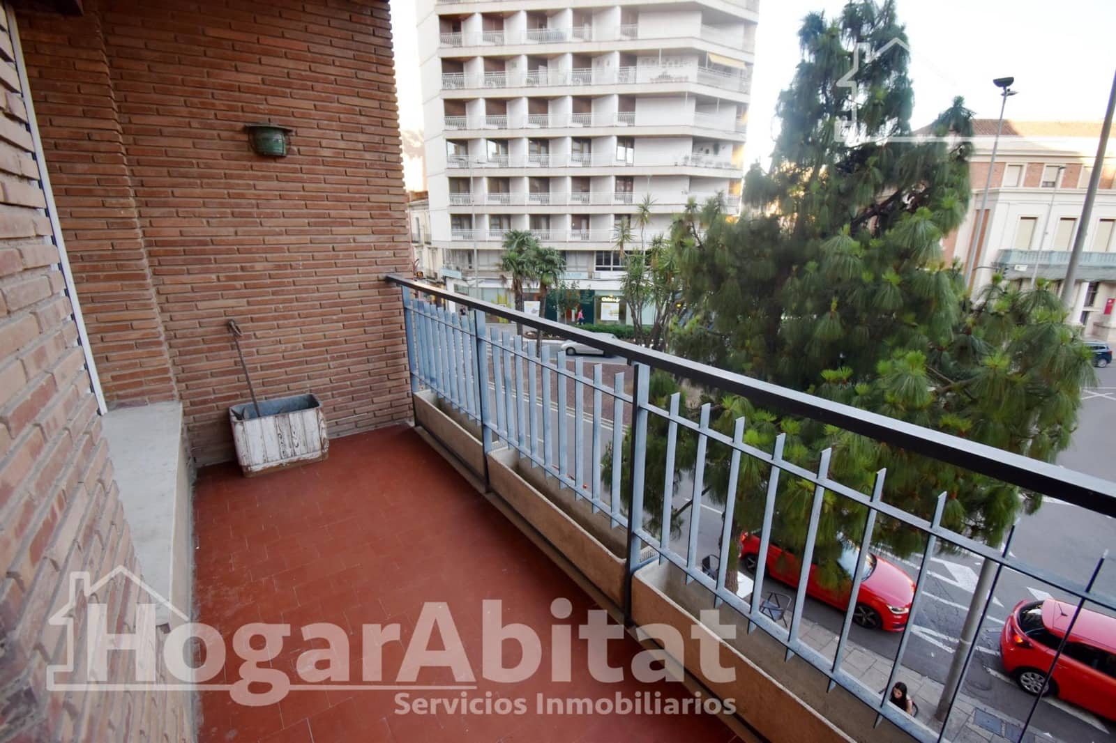 5 sovrum Lägenhet till salu i Castello de la Plana - 295 000 € (Ref: 9873571)