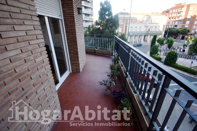 5 sovrum Lägenhet till salu i Centro, Castelló de la Plana - 295 000 € (Ref: 9873571)