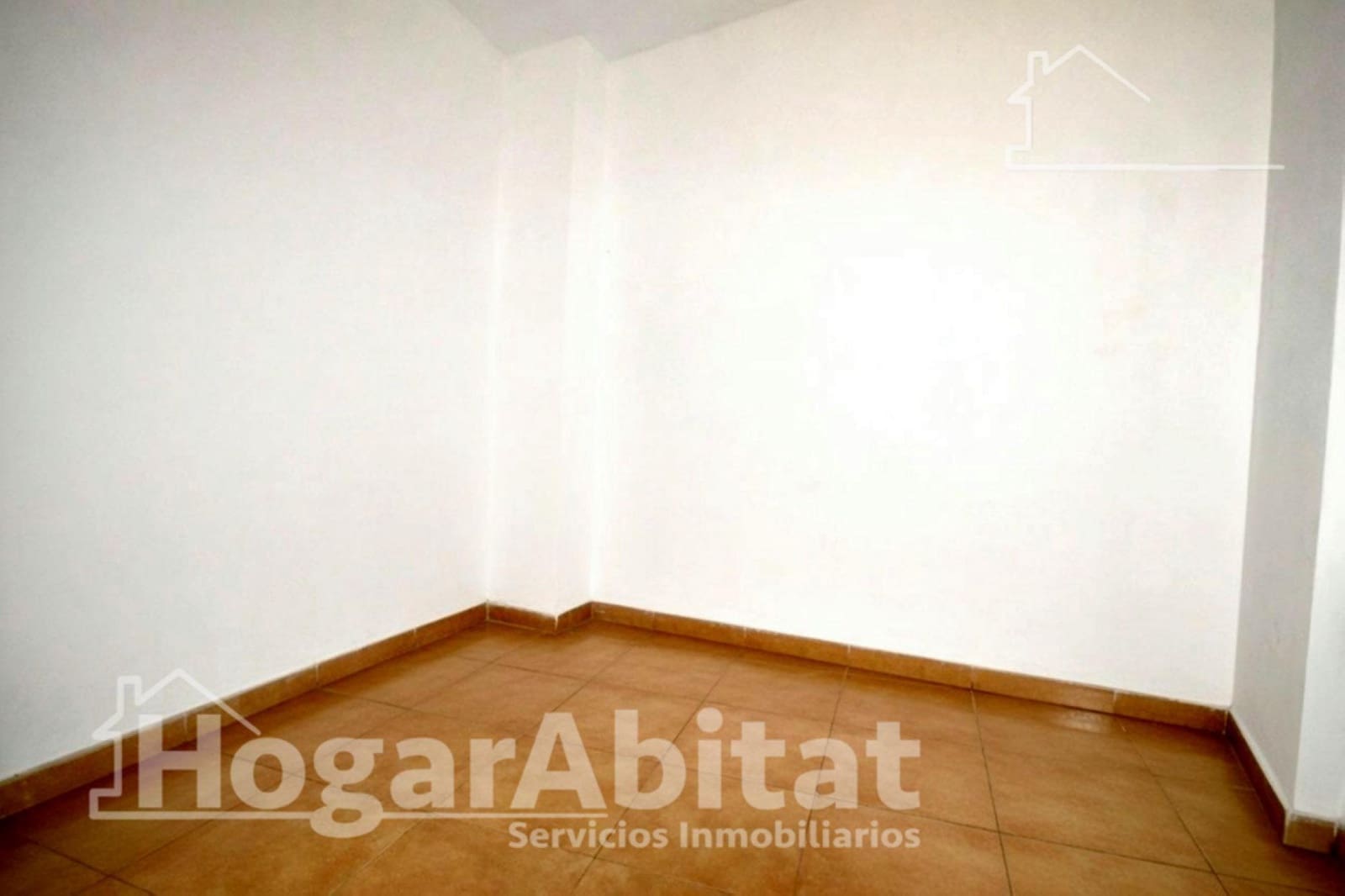 2 bedroom Flat for sale in Onda - € 70,000 (Ref: 9876485)