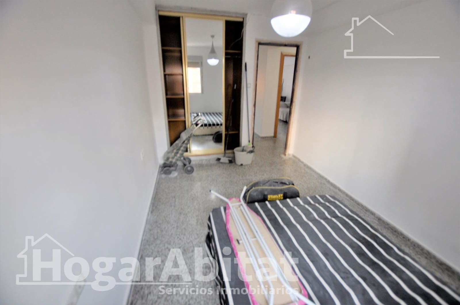 3 quarto Penthouse para venda em Mislata - 250 000 € (Ref: 9876490)