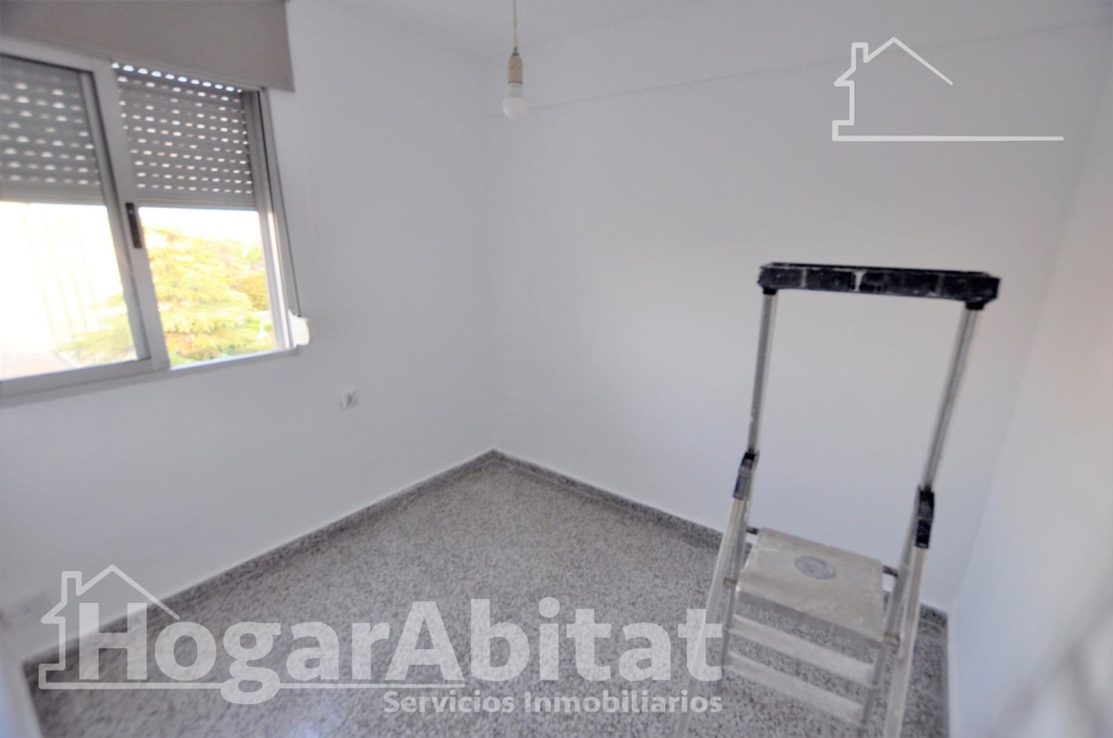 3 quarto Penthouse para venda em Mislata - 250 000 € (Ref: 9876490)