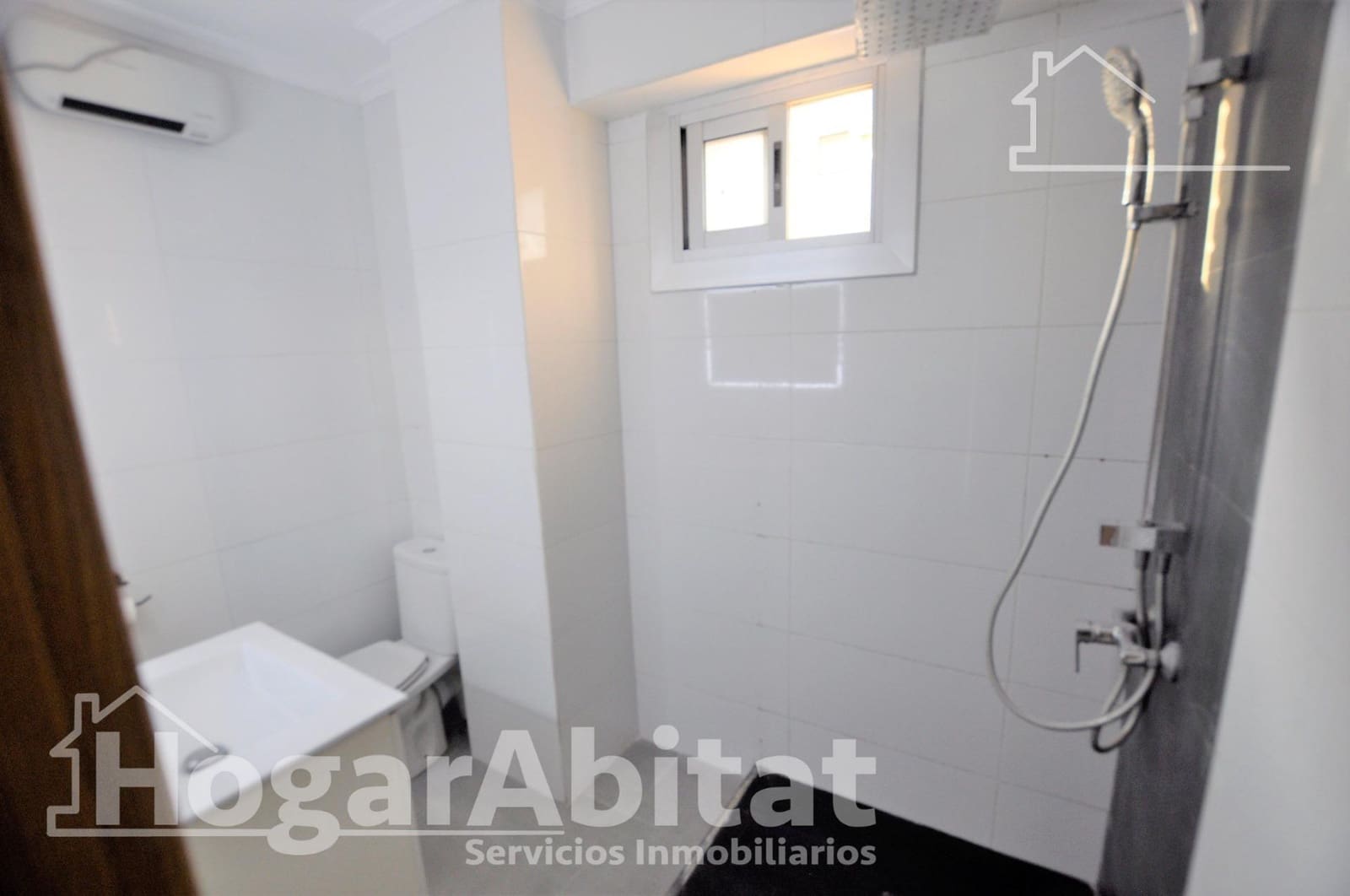 3 quarto Penthouse para venda em Mislata - 250 000 € (Ref: 9876490)
