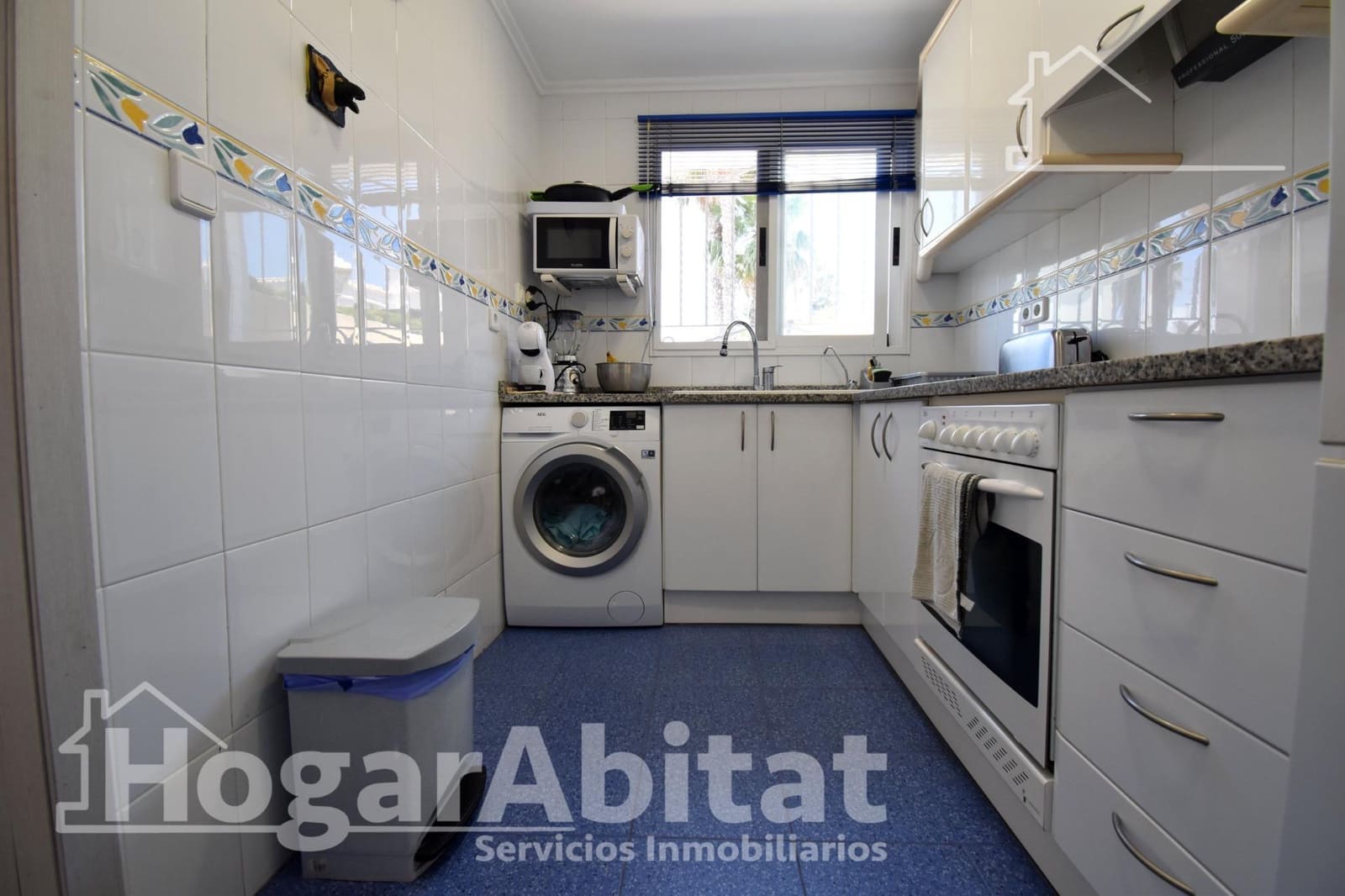 2 slaapkamer Rijtjeshuis te koop in Oliva met zwembad - € 390.000 (Ref: 9878908)