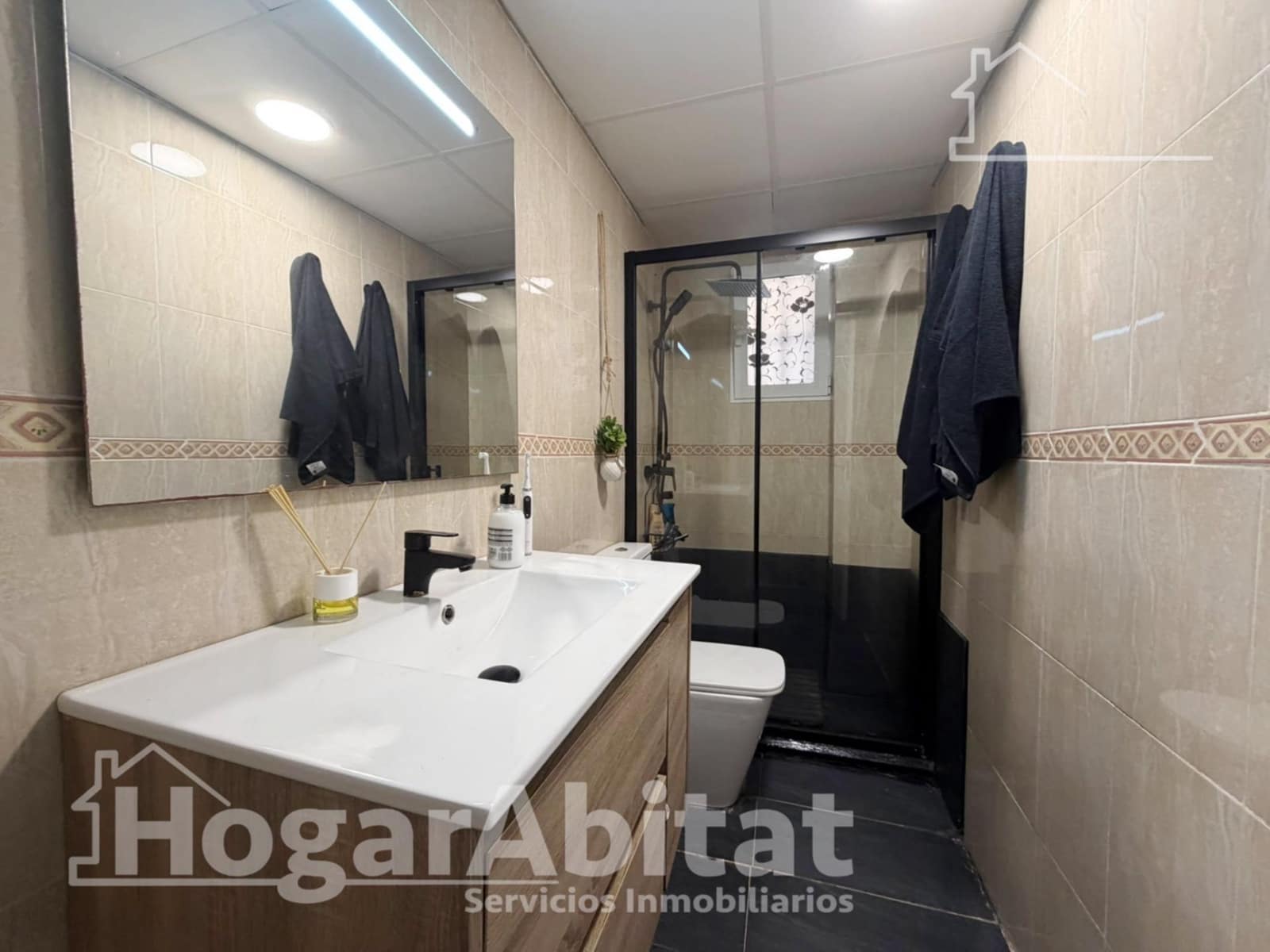 2 bedroom Flat for sale in Benaguasil - € 120,000 (Ref: 9878913)