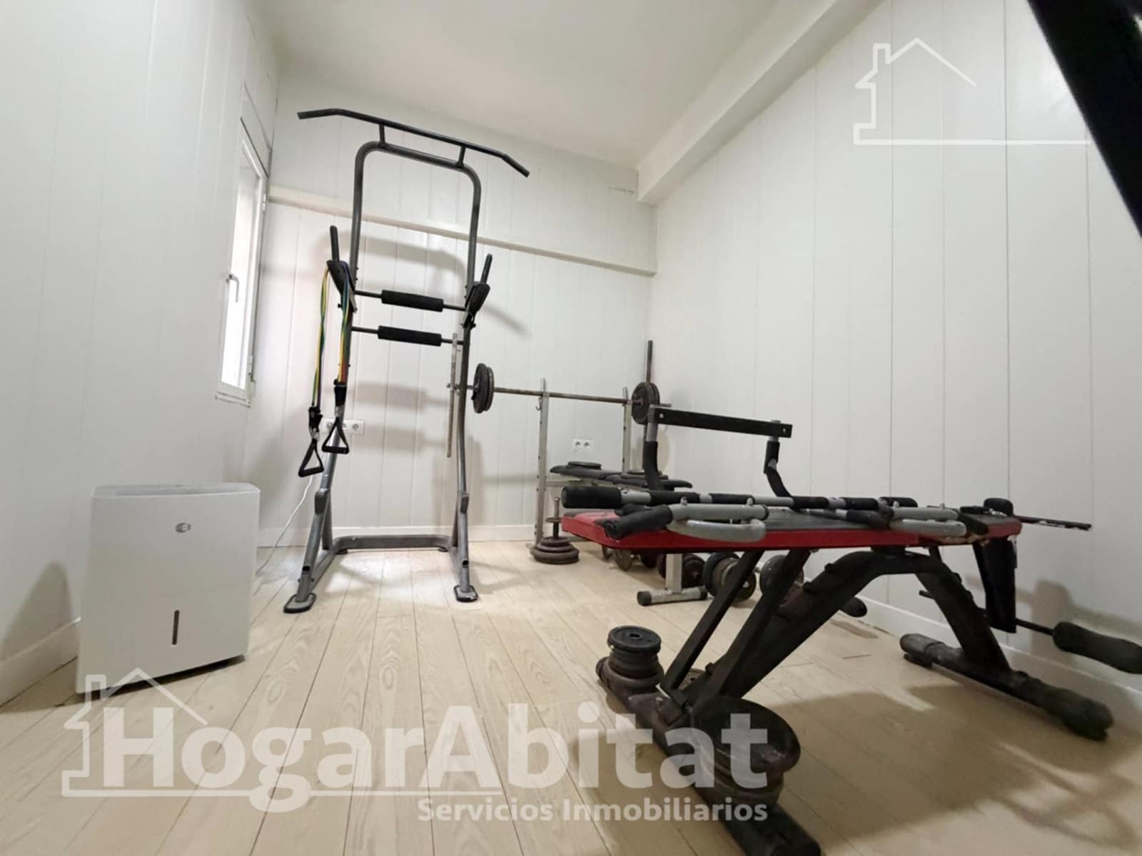 2 bedroom Flat for sale in Benaguasil - € 120,000 (Ref: 9878913)