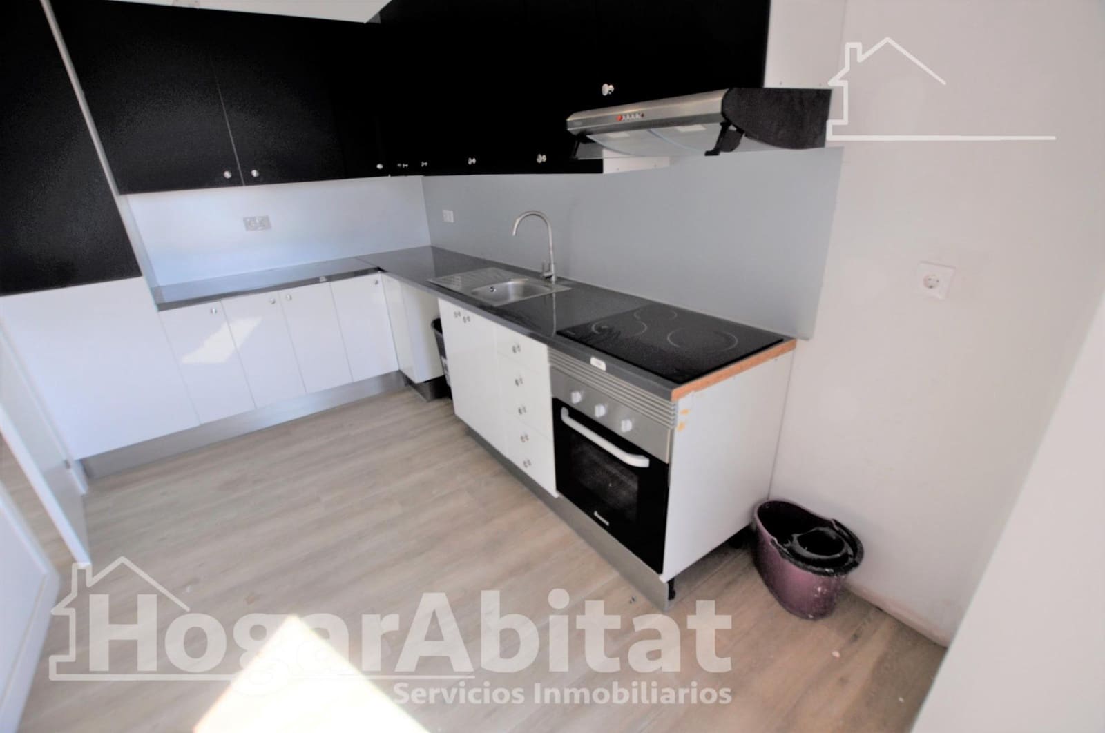 3 makuuhuone Asunto myytävänä paikassa Massanassa - 267 800 € (Ref: 9878915)