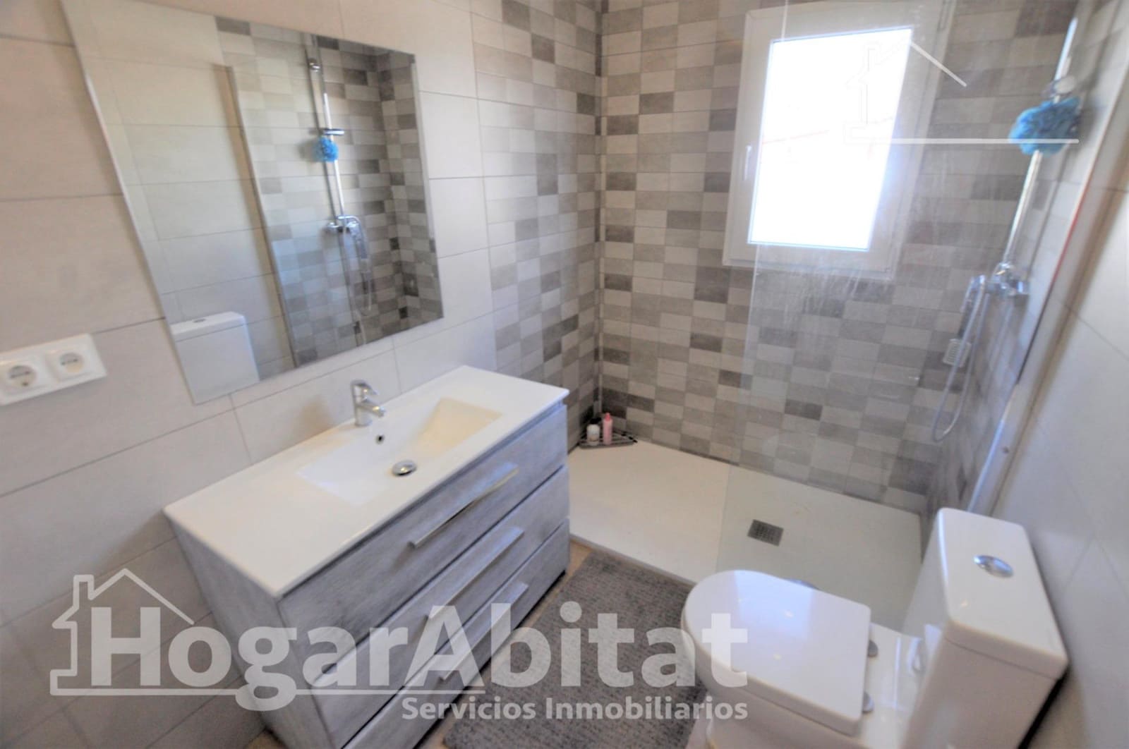 3 makuuhuone Asunto myytävänä paikassa Massanassa - 267 800 € (Ref: 9878915)