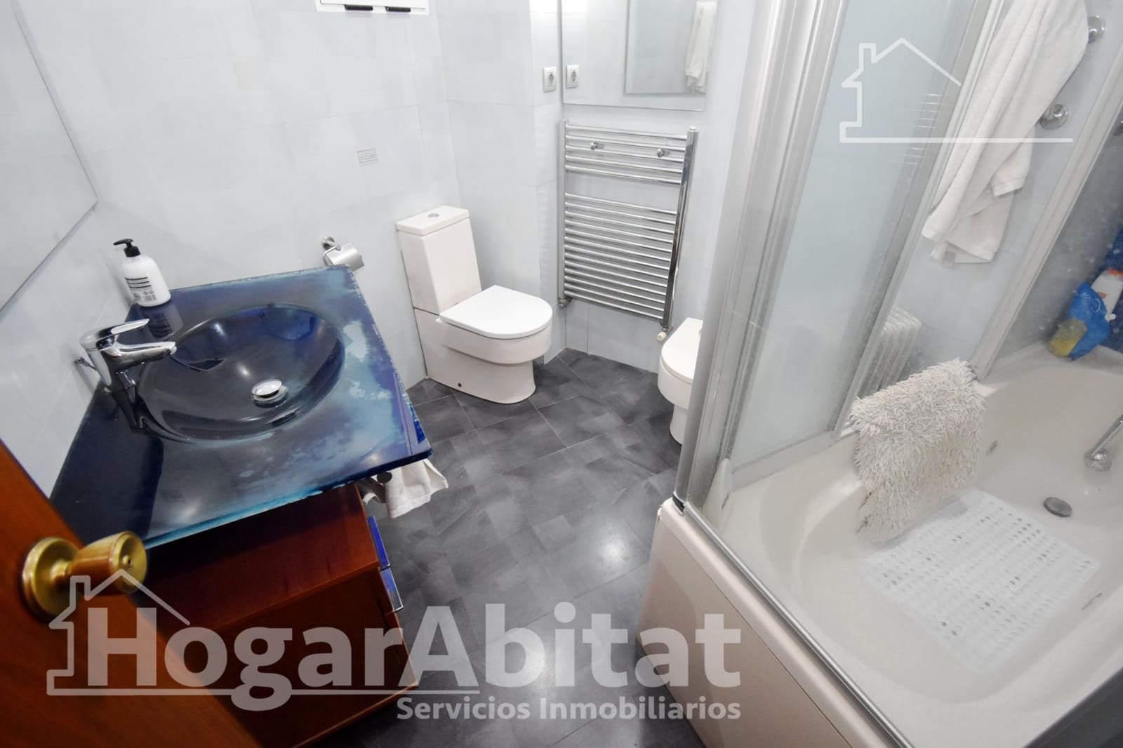 5 bedroom Flat for sale in Castello de la Plana - € 295,000 (Ref: 9878916)