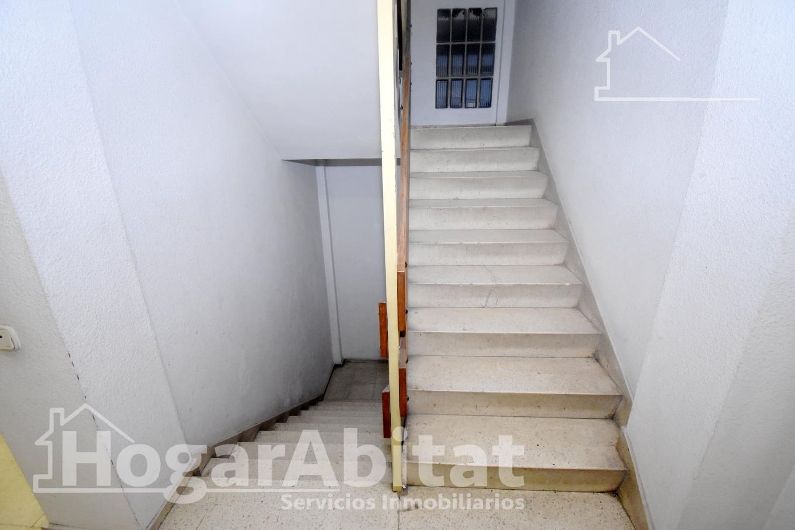 5 bedroom Flat for sale in Castello de la Plana - € 295,000 (Ref: 9878916)