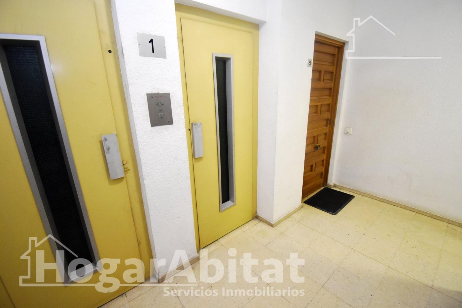 5 bedroom Flat for sale in Castello de la Plana - € 295,000 (Ref: 9878916)