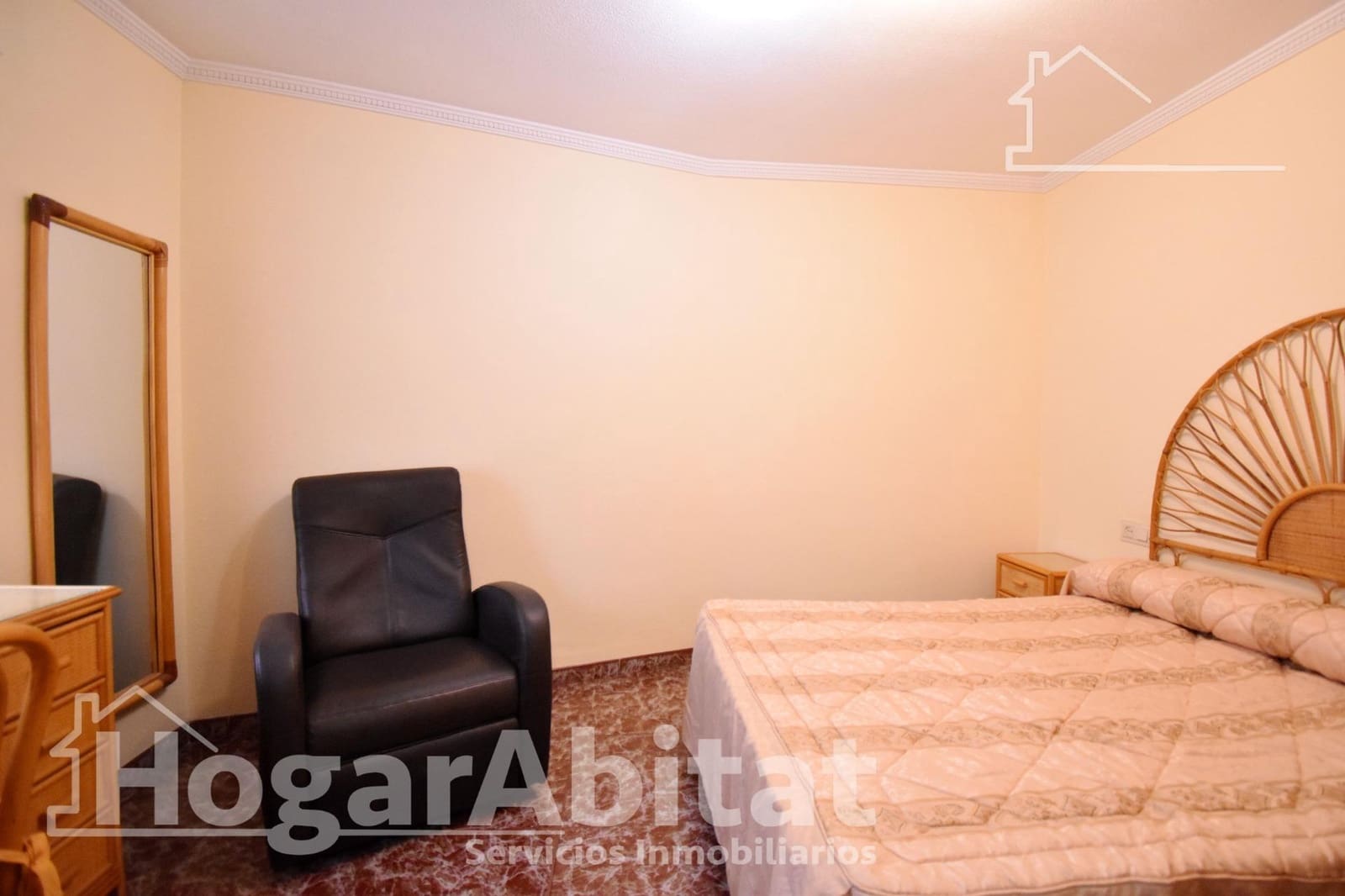 3 quarto Apartamento para venda em Gandia com garagem - 150 000 € (Ref: 9881975)