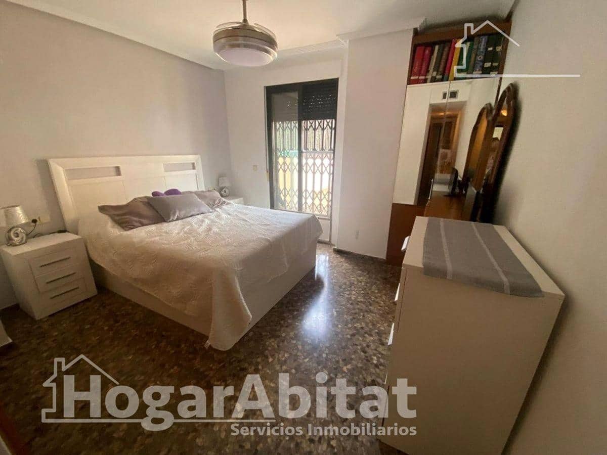 Piso de 3 habitaciones en València ciudad en venta con garaje - 530.000 € (Ref: 9881985)