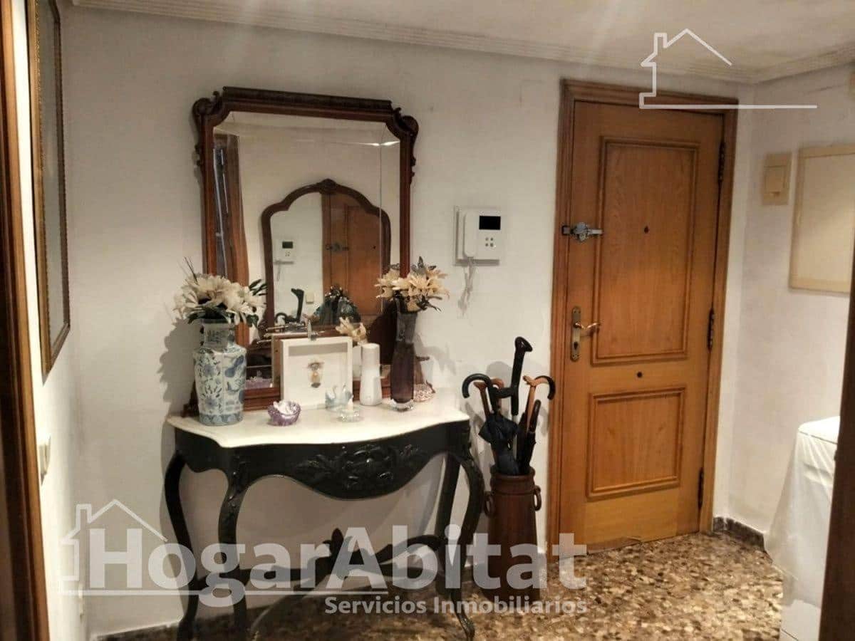 Piso de 3 habitaciones en València ciudad en venta con garaje - 530.000 € (Ref: 9881985)
